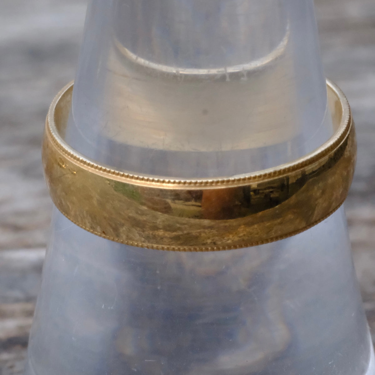 Vintage 14K Gold Band Ring 7.75