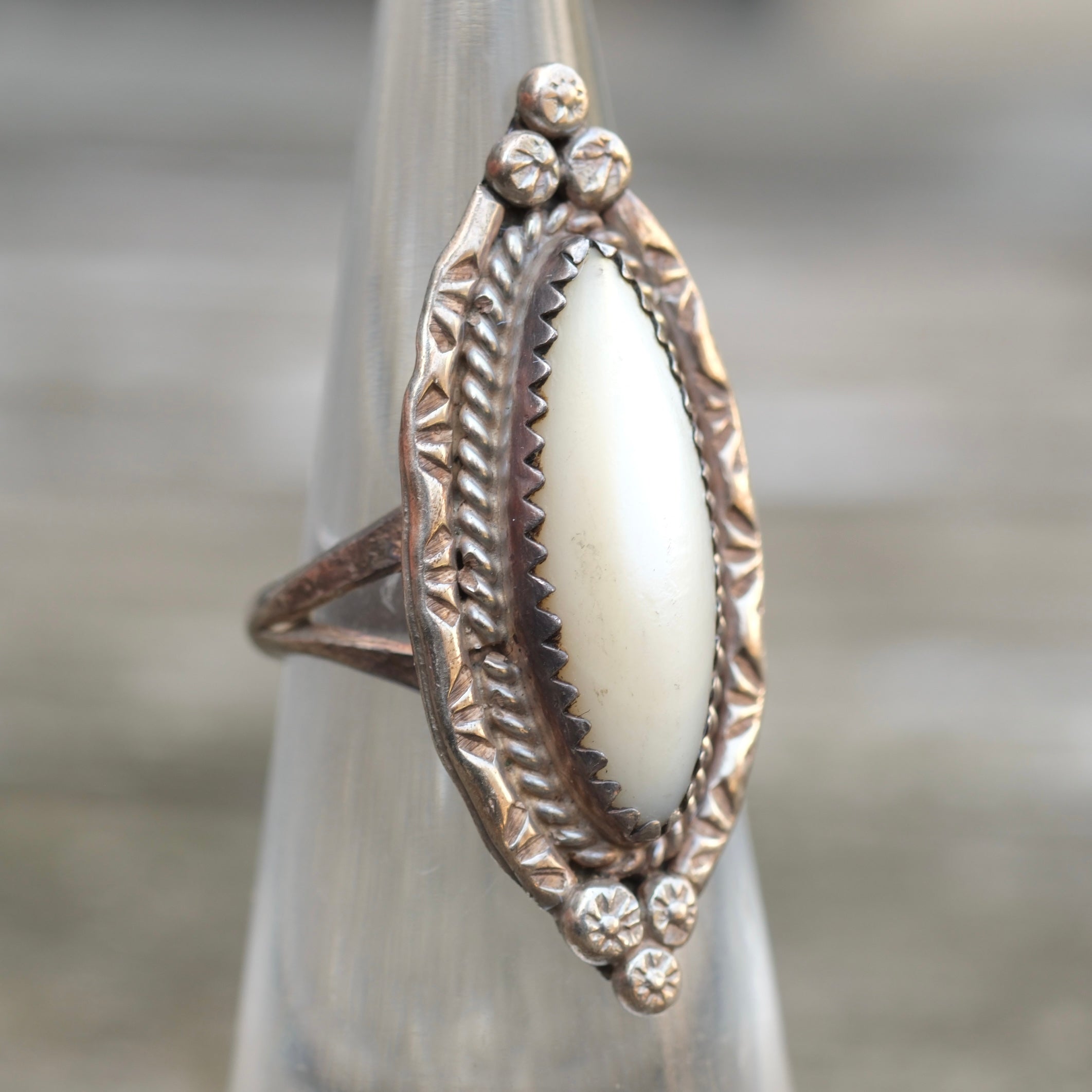 Vintage Sterling Mother Of Pearl Ring 4.25
