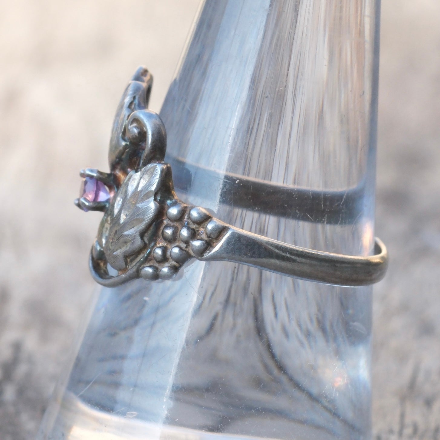 Vintage Sterling Silver Amethyst Leaf Ring 9