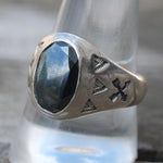 1980's Vintage Sterling Hematite Stamped Arrows Ring