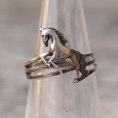 Vintage Sterling Horse Band 5.5