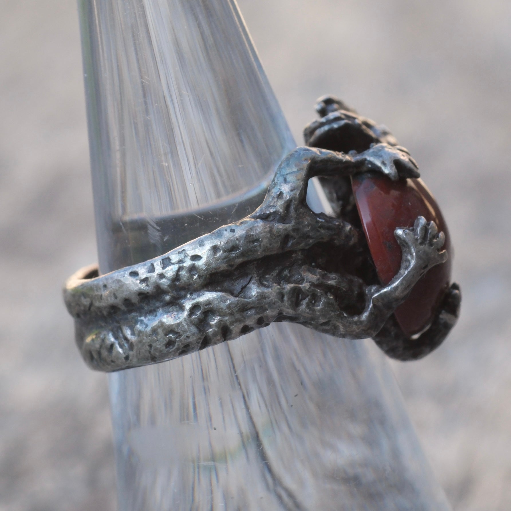 Vintage Sterling Red Jasper Alligator Ring 6.75