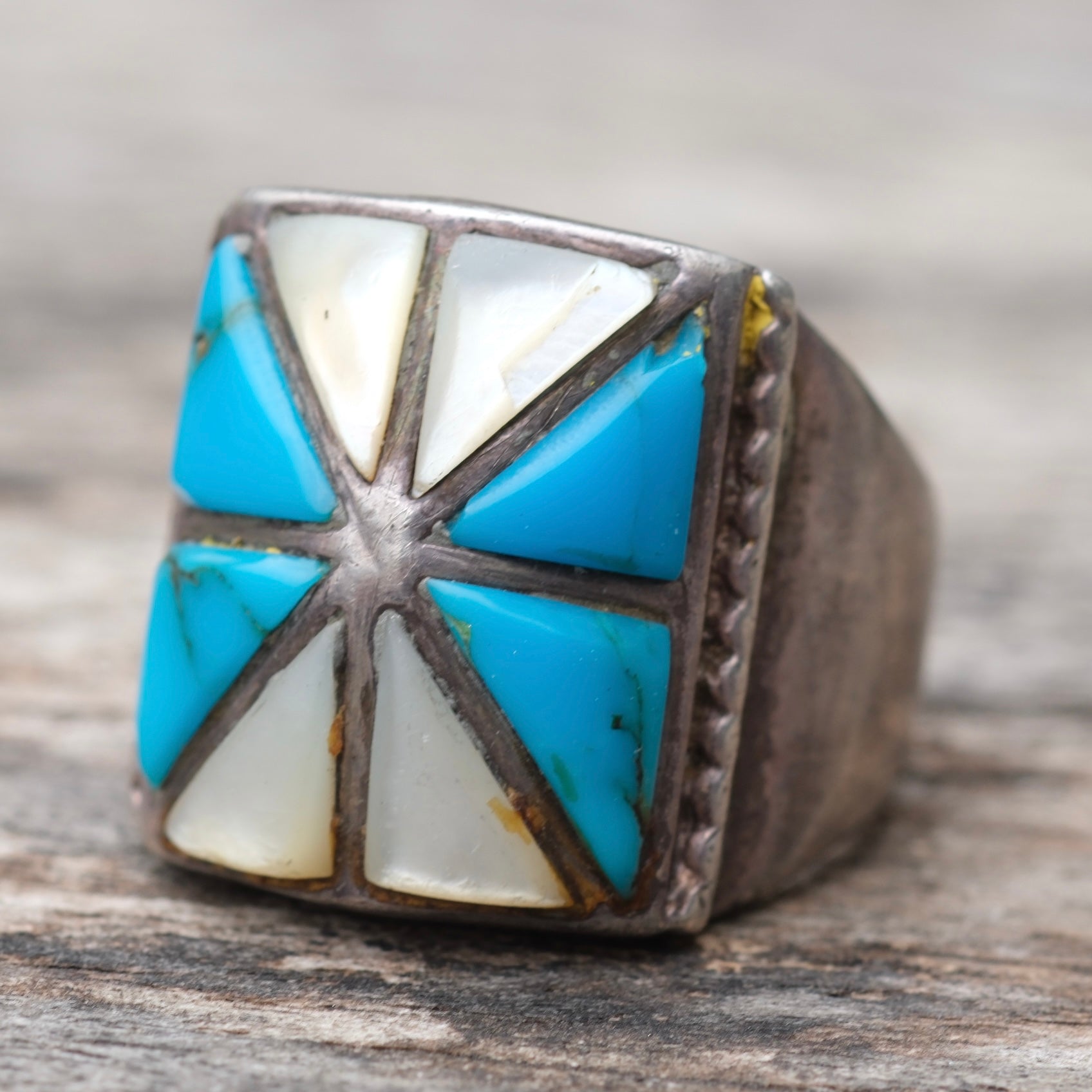 Vintage Sterling Turquoise and Mother Of Pearl Inlay Ring 9