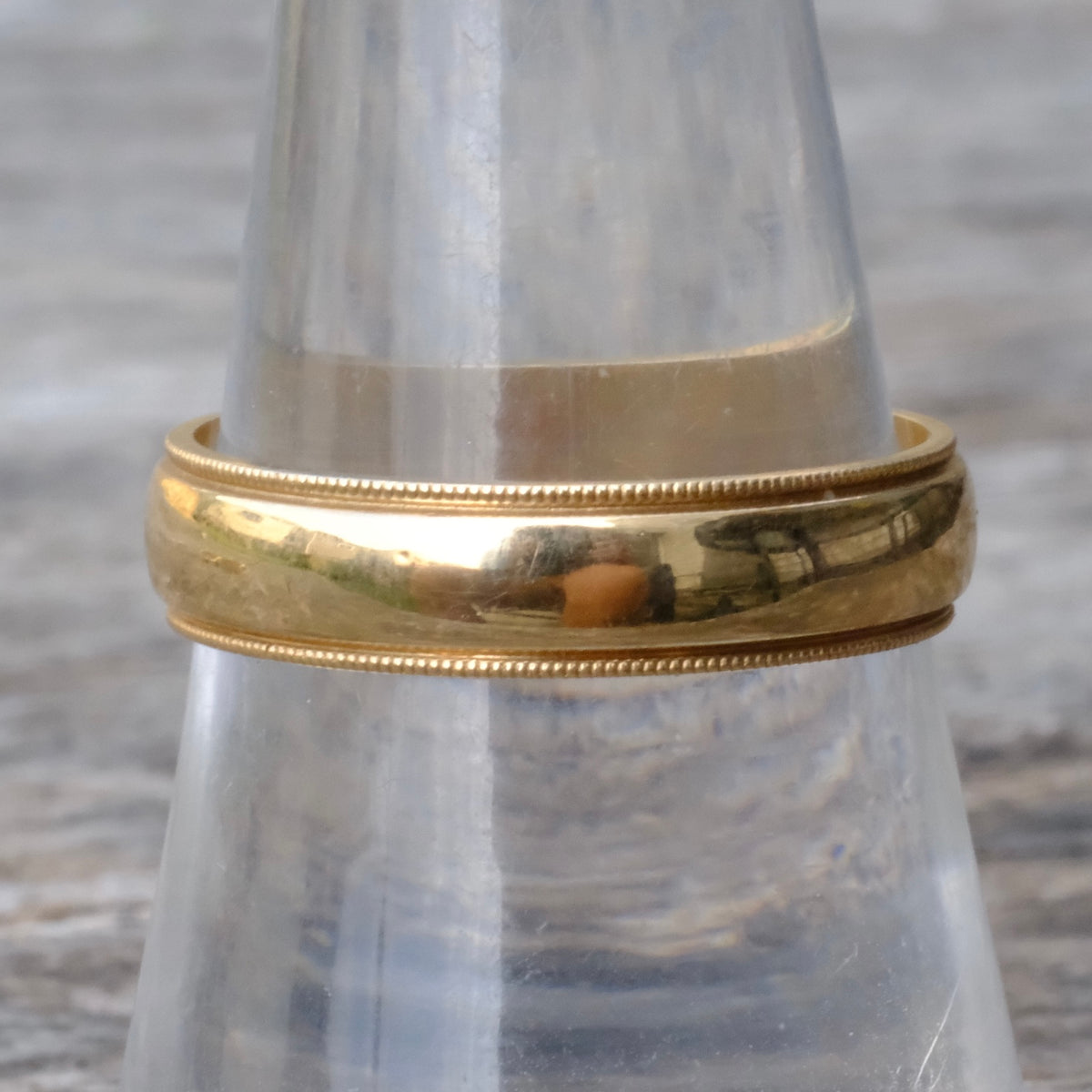 Vintage 14K Gold Band Ring 8.75
