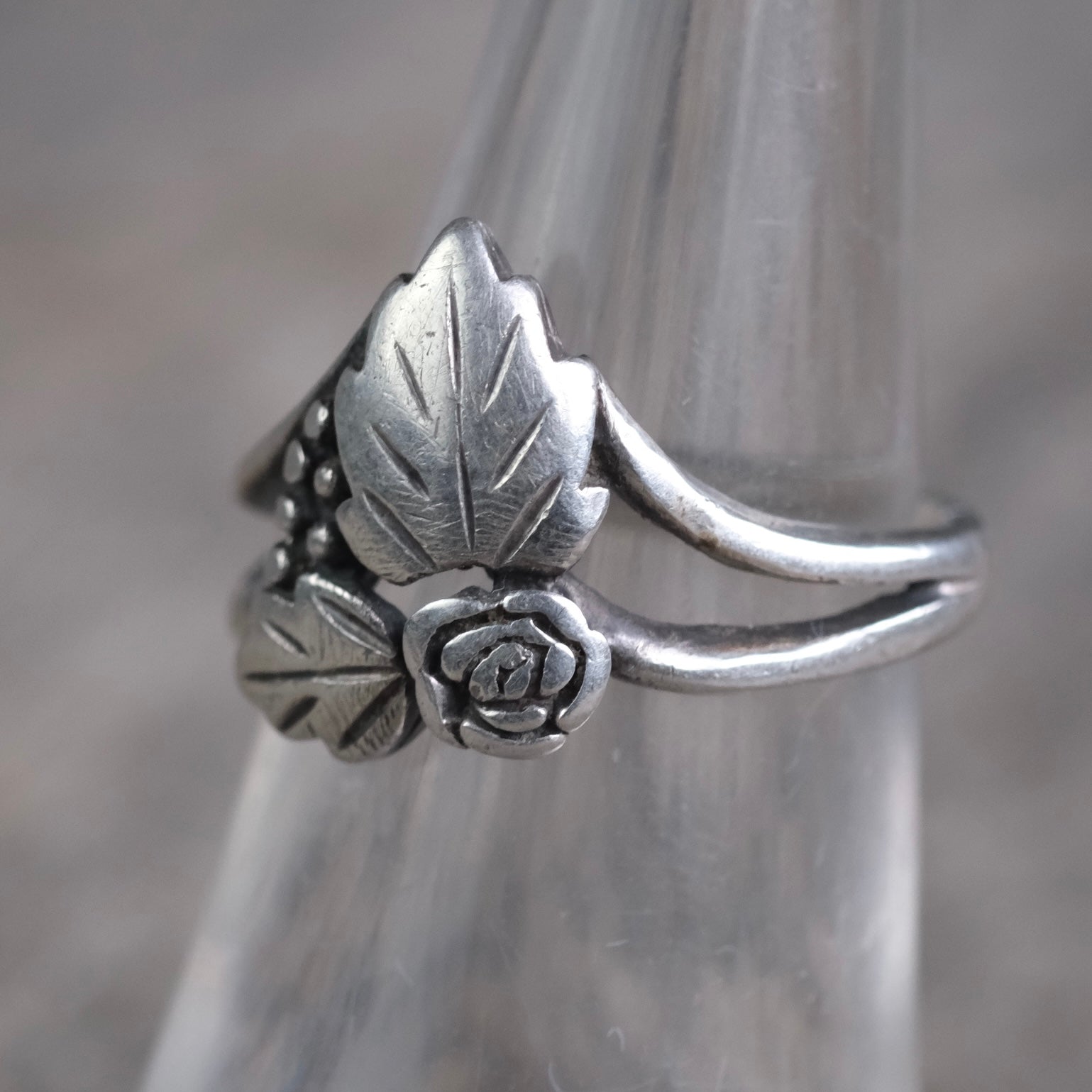 Vintage Sterling Silver Lead Ring 5.5