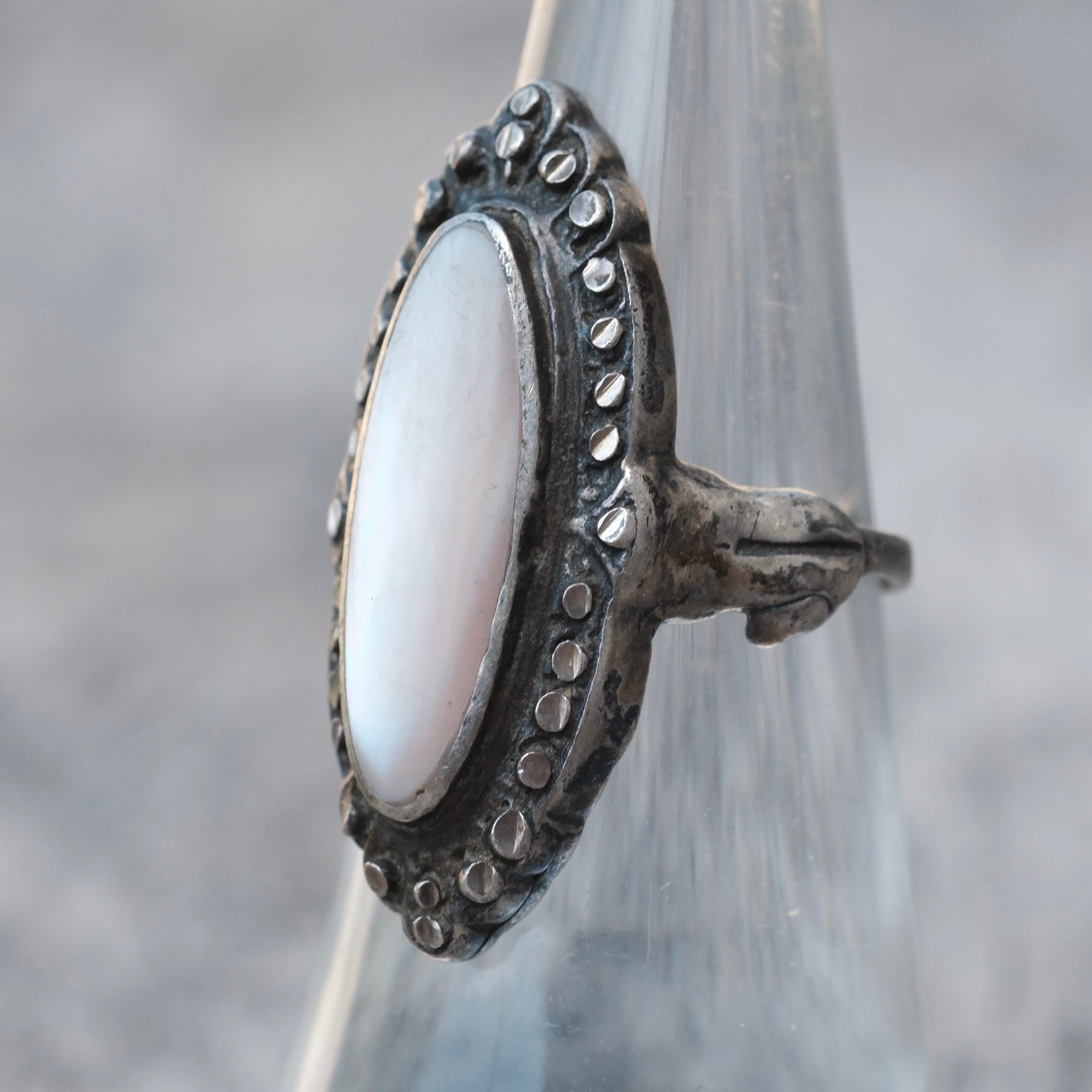 Vintage Sterling Mother Of Pearl Ring 5.5