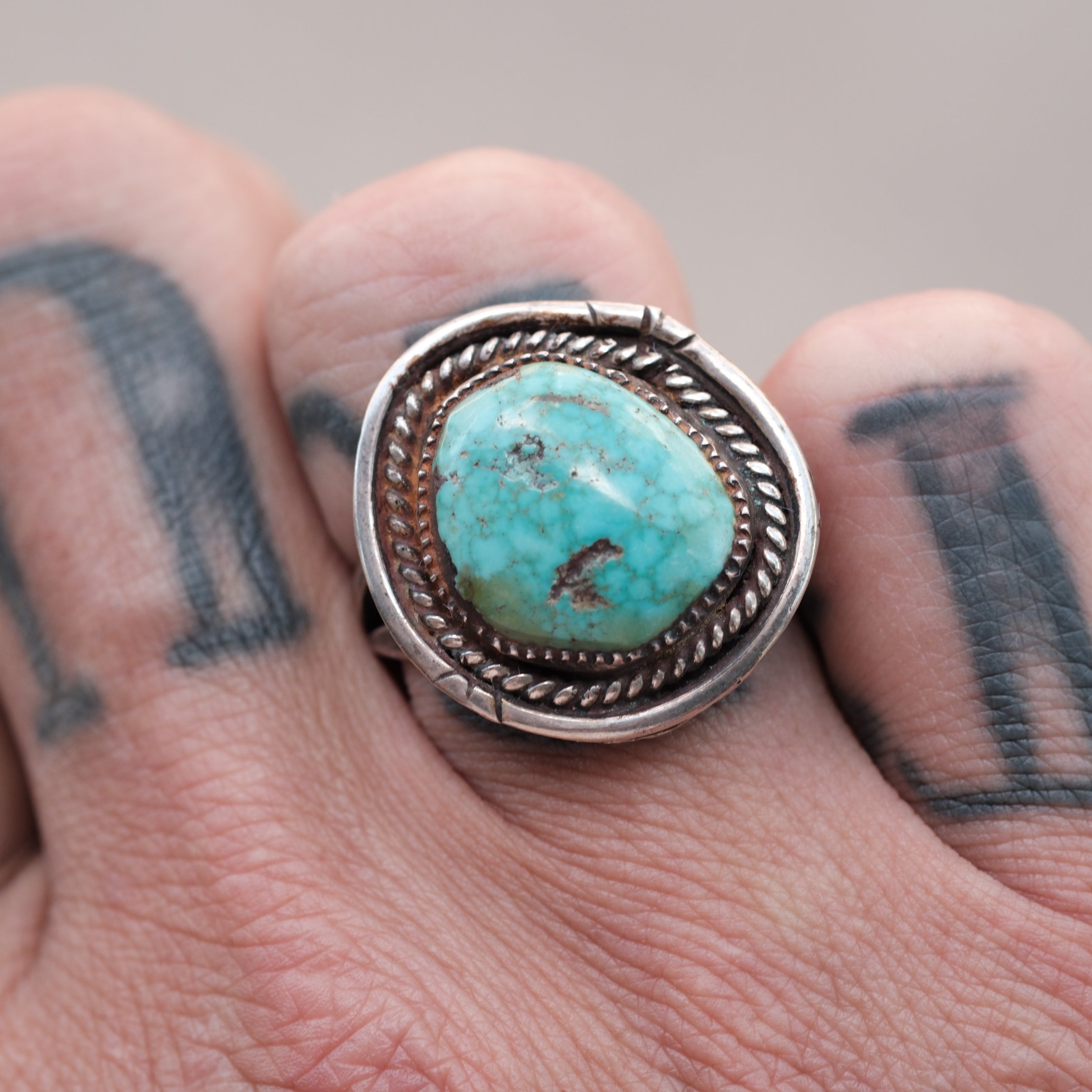 Vintage Sterling Turquoise Roper Ring 9.25