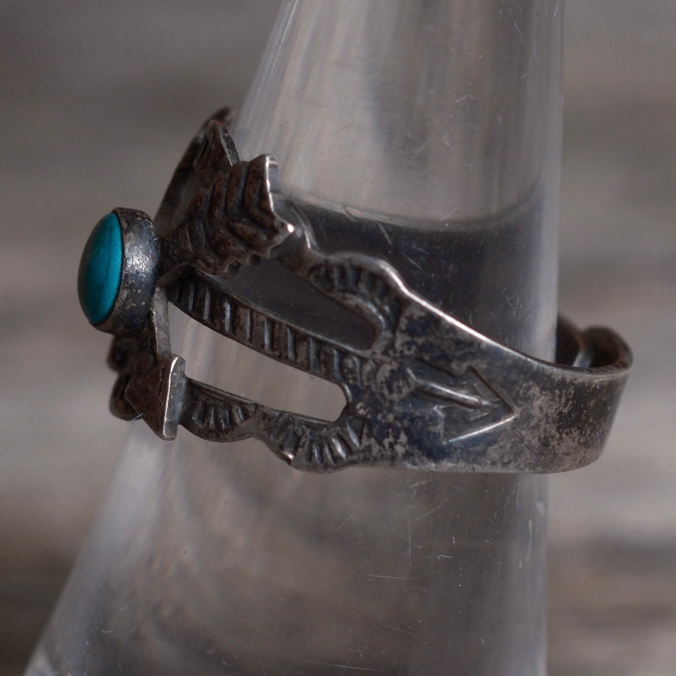 Vintage Sterling Turquoise Stamped Arrows Ring 7.5