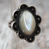 Vintage Sterling Mother Of Pearl Florette Ring 5.5