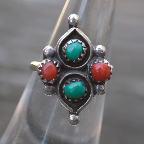 Vintage Sterling Turquoise and Coral Cluster Ring 5.25