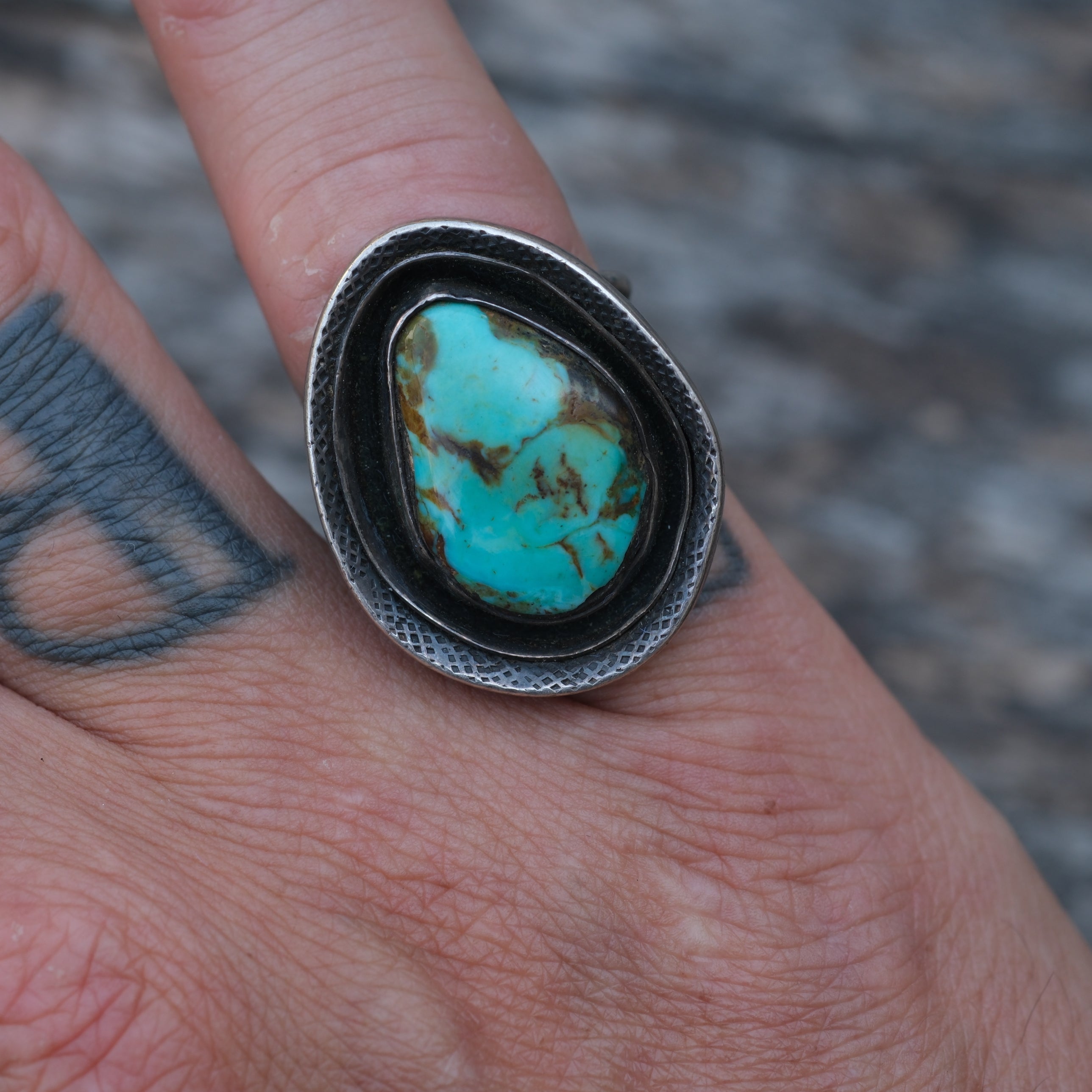 Vintage Sterling Turquoise Textured Band Ring 6
