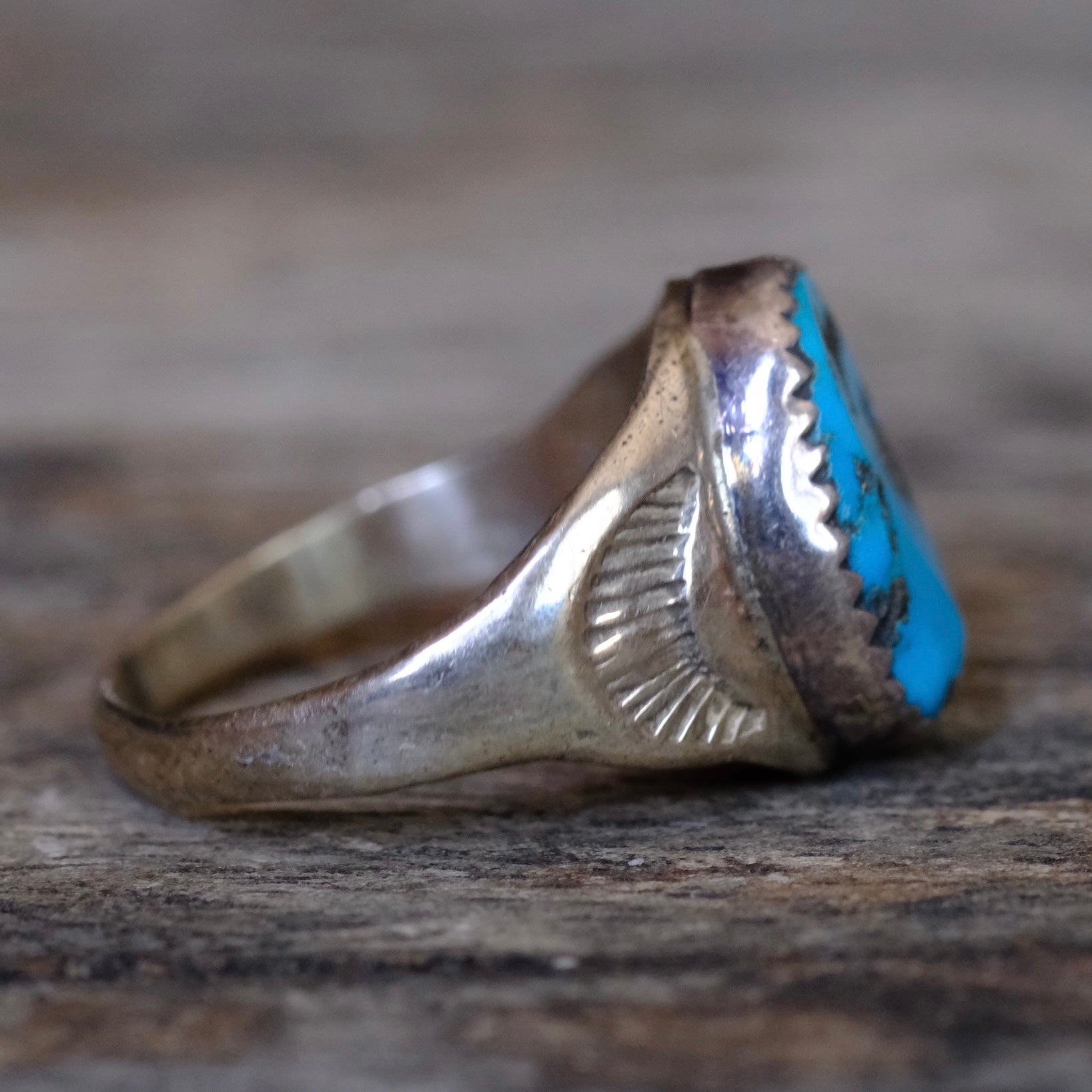 Vintage Sterling Turquoise Stamped Band Ring 7.5