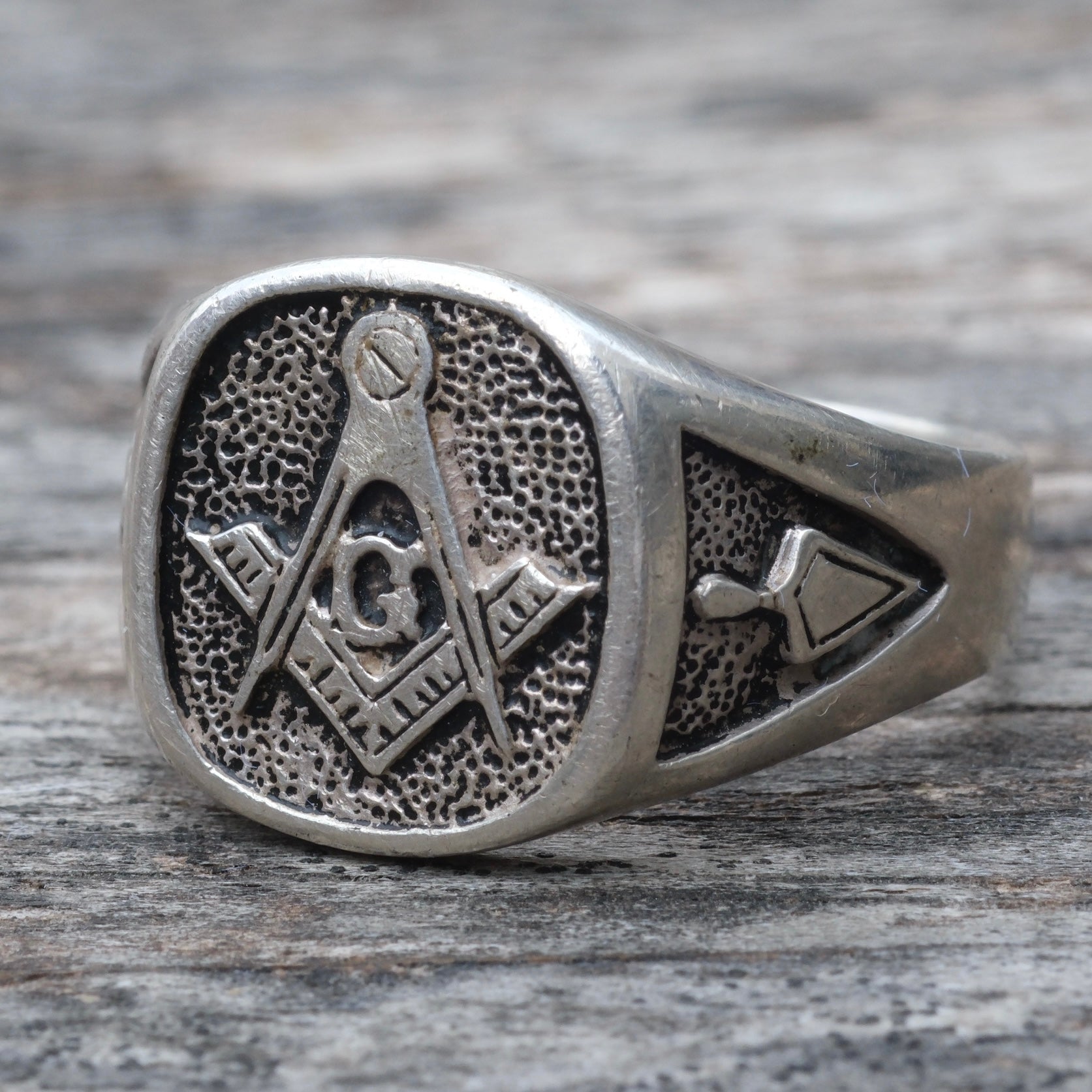 Vintage Sterling Silver Free Masons Signet Ring 12