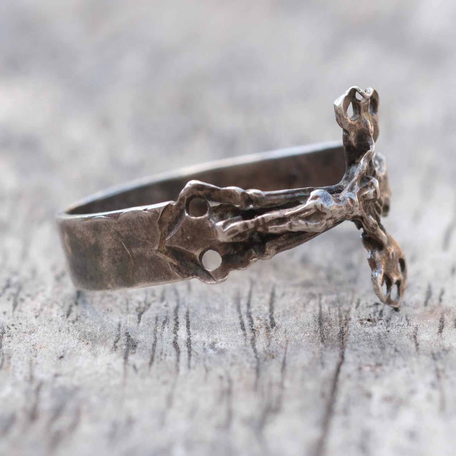 Vintage Sterling Silver Jesus Cross Band Ring 11
