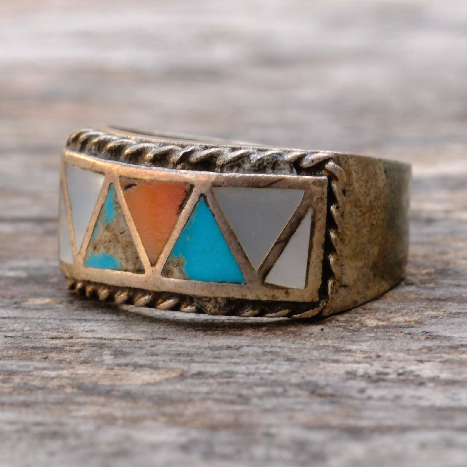Vintage Sterling Turquoise Spiny Oyster and MOP Inlay Band Ring 10.75