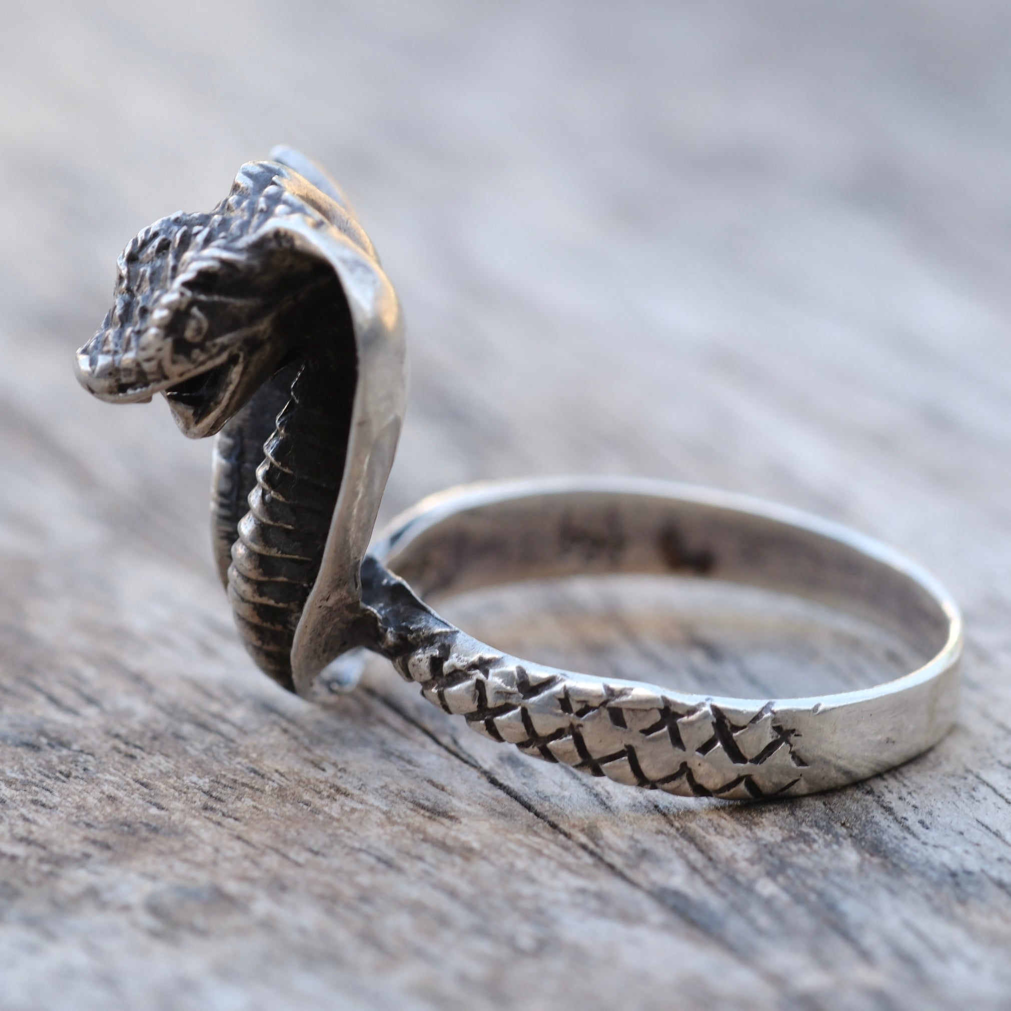 Vintage Sterling Silver Cobra Ring 13.25