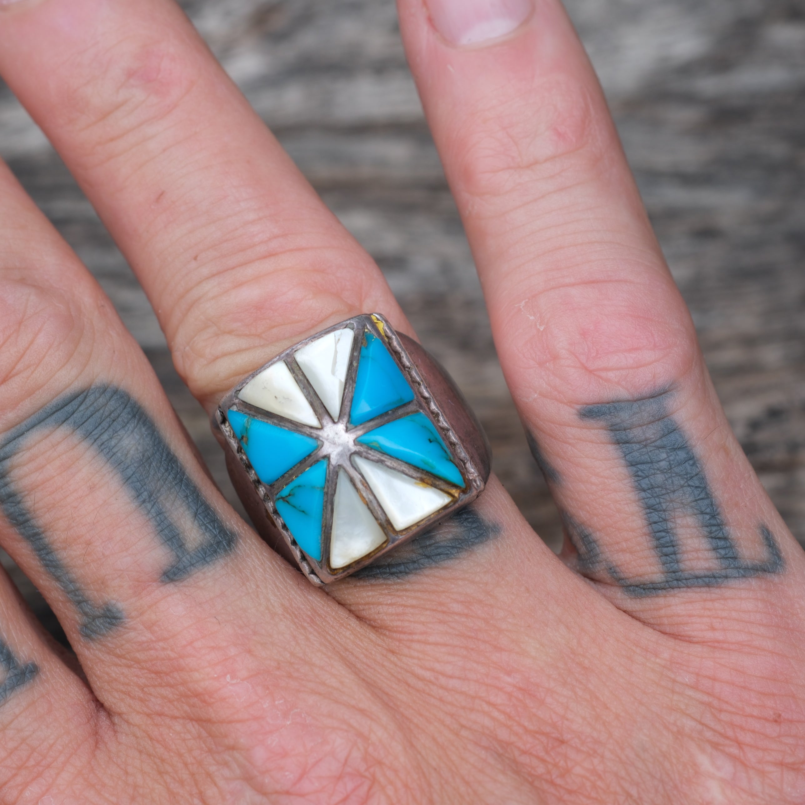 Vintage Sterling Turquoise and Mother Of Pearl Inlay Ring 9
