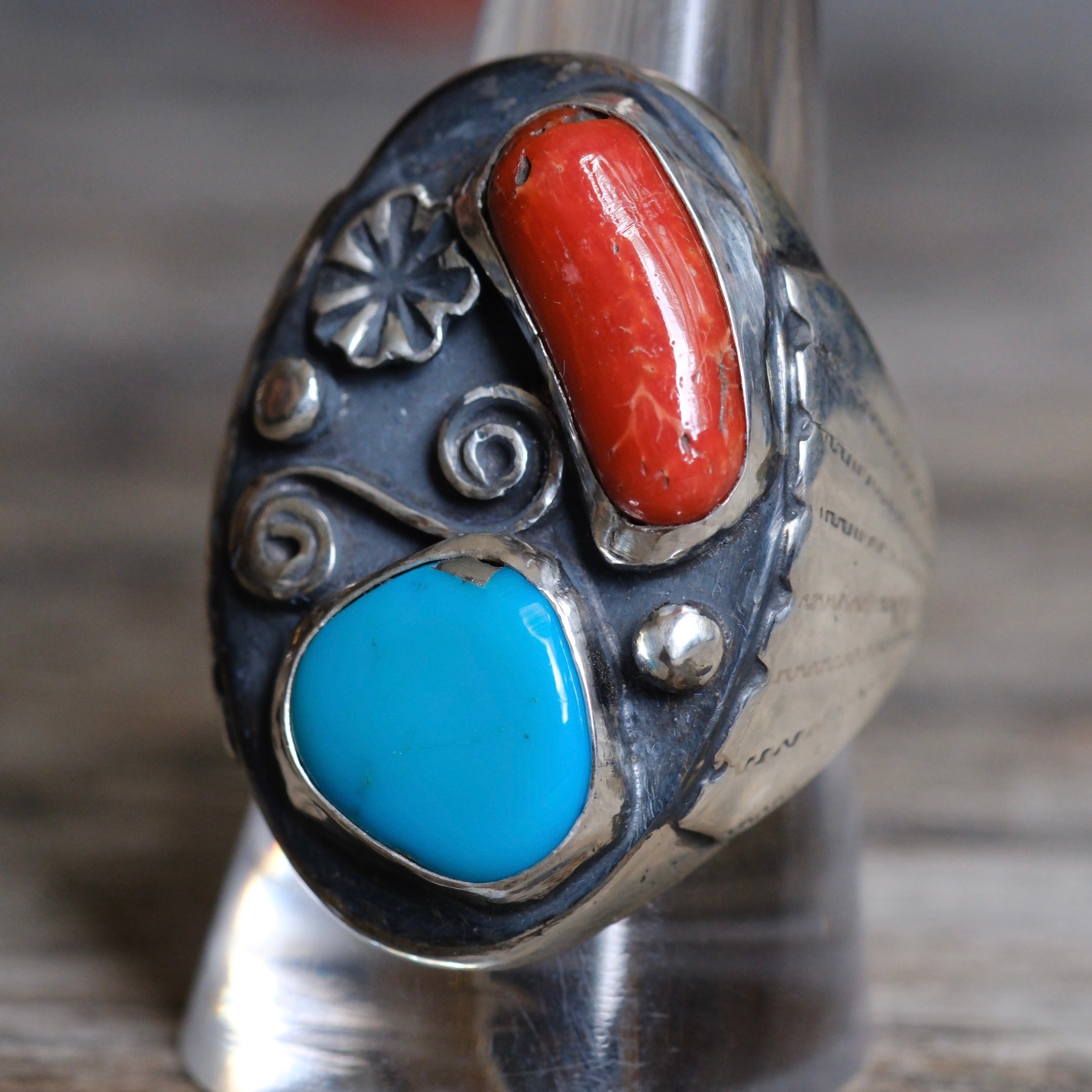 CHUNKY Vintage Sterling Turquoise and Coral Ribbed Band Ring 10.25