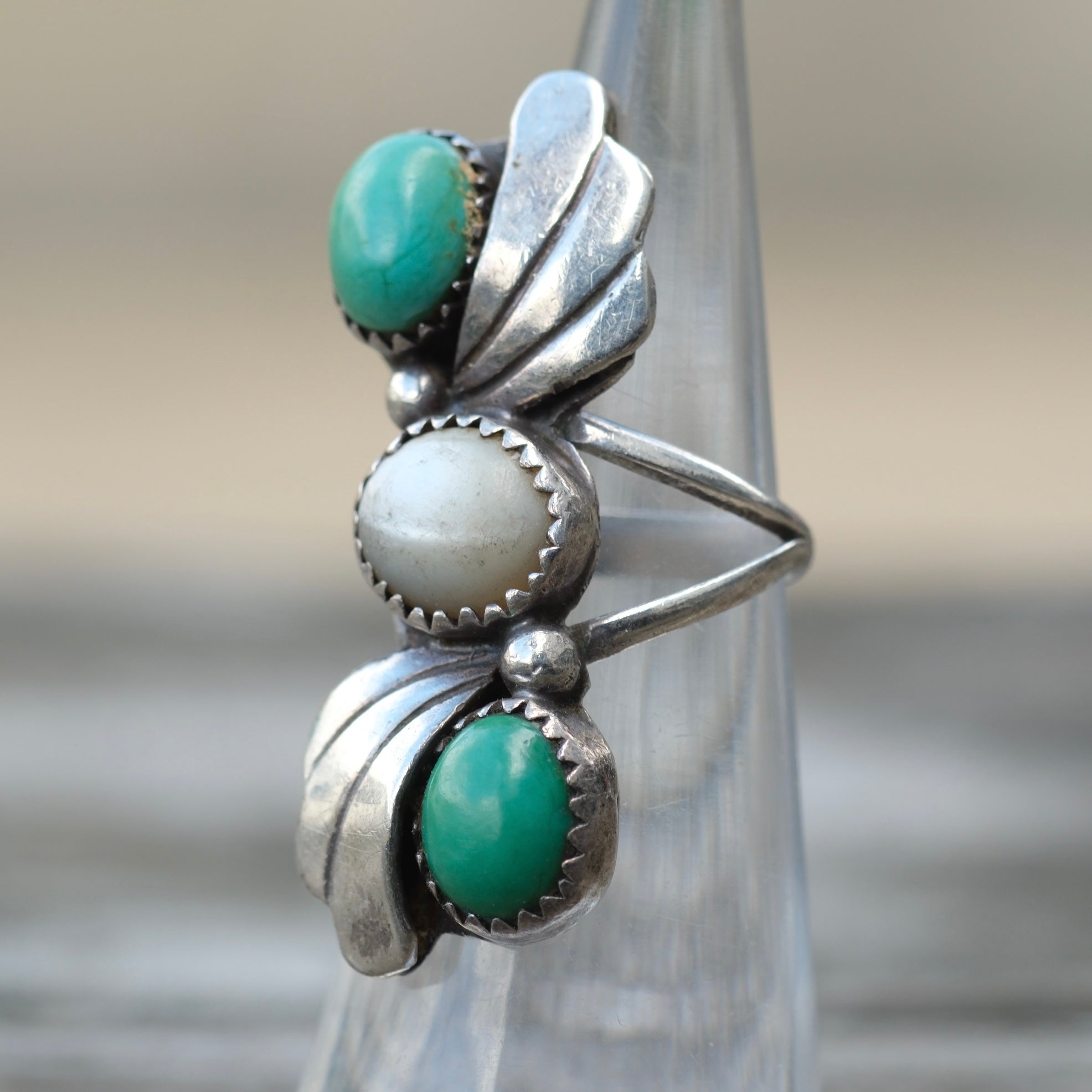Vintage Sterling Turquoise and MOP Feather Ring 3.75