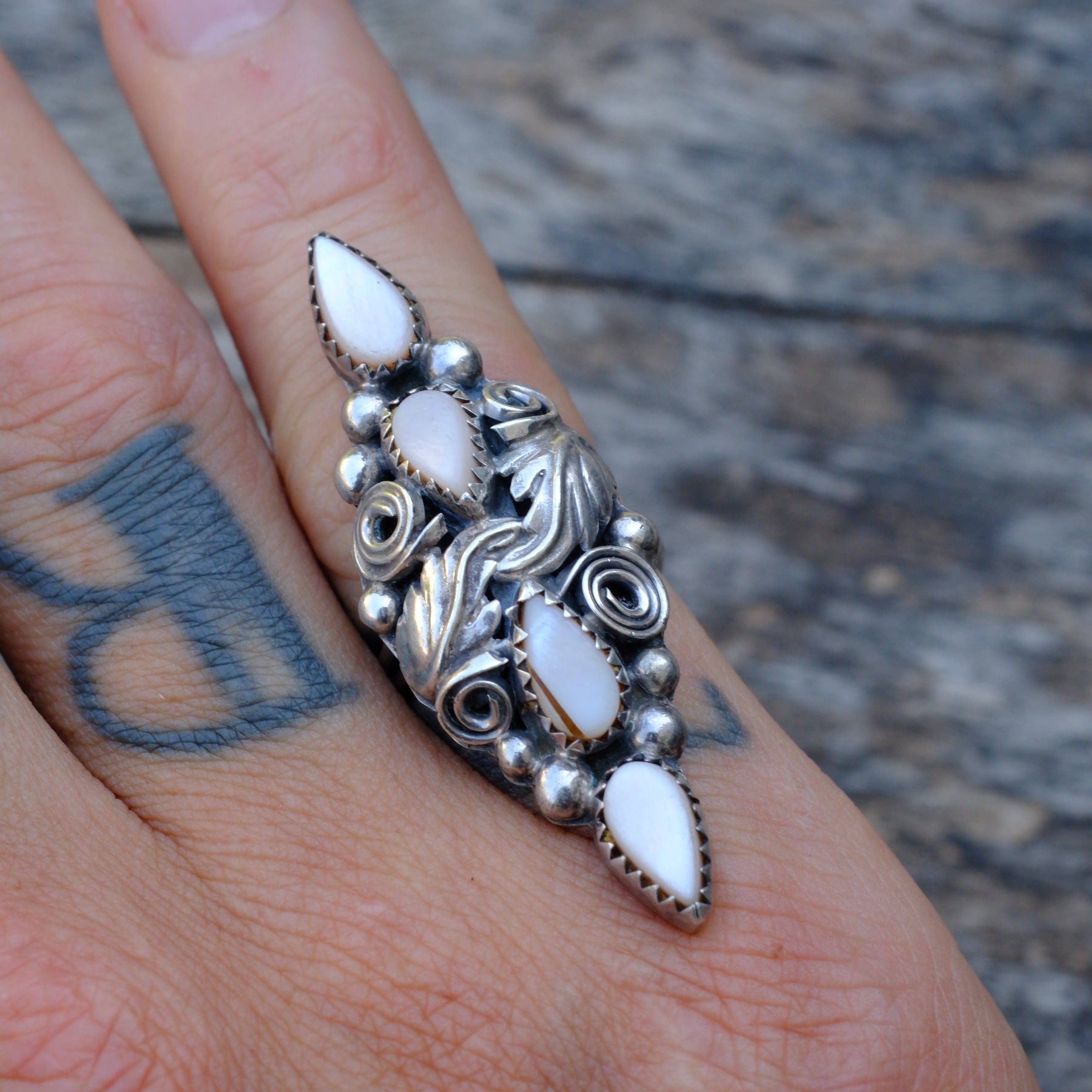 Vintage Sterling Mother Of Pearl Feather Ring 6