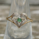 Vintage 10k Gold Green Garnet Heart Ring 7