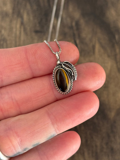 Vintage Sterling Silver Tiger’s Eye Leaf Necklace
