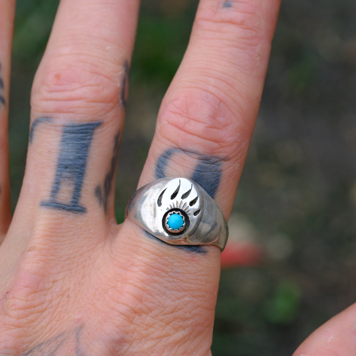 Vintage Sterling Turquoise Bar Paw Ring 11.75