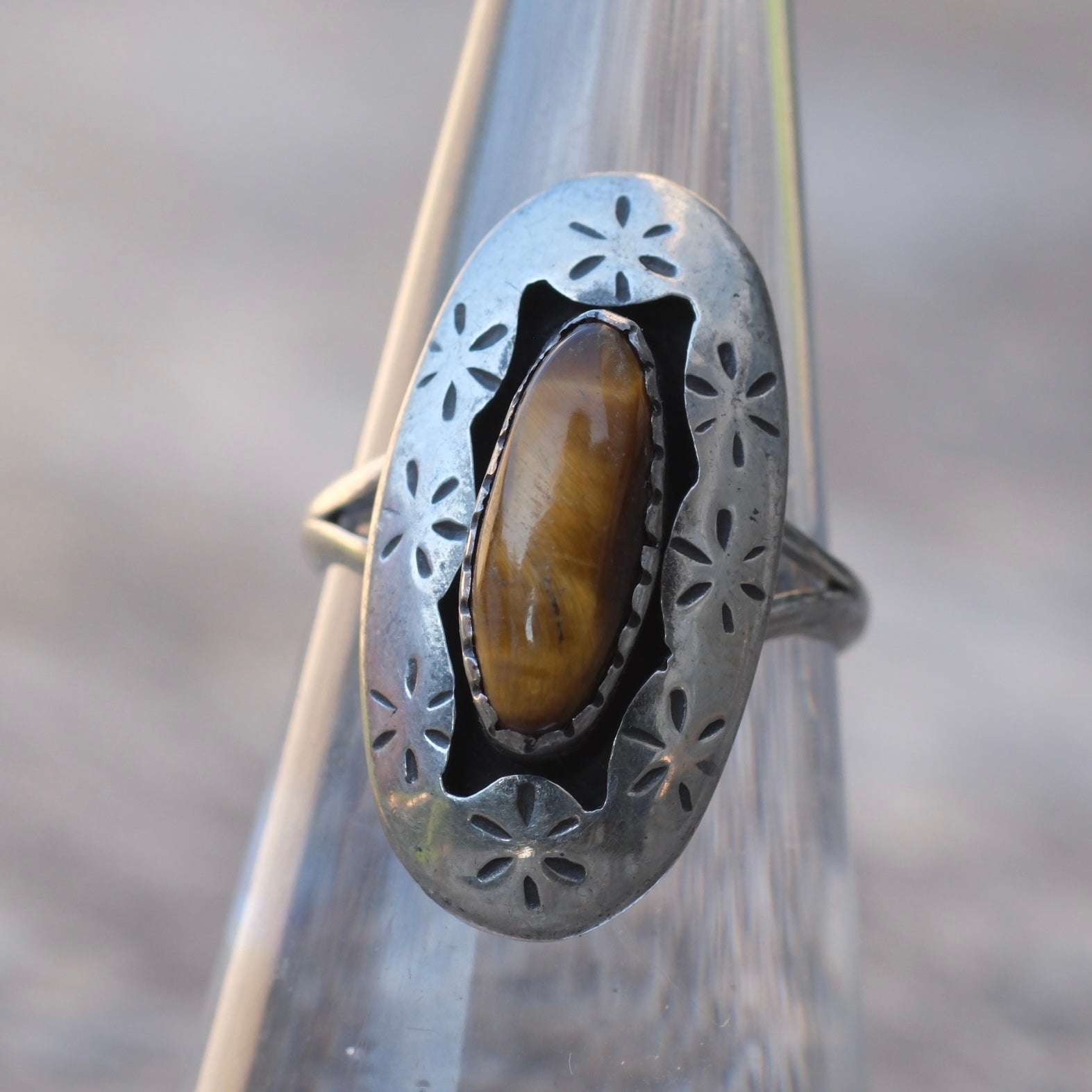 Vintage Sterling Tigers Eye Shadowbox Ring 5.5