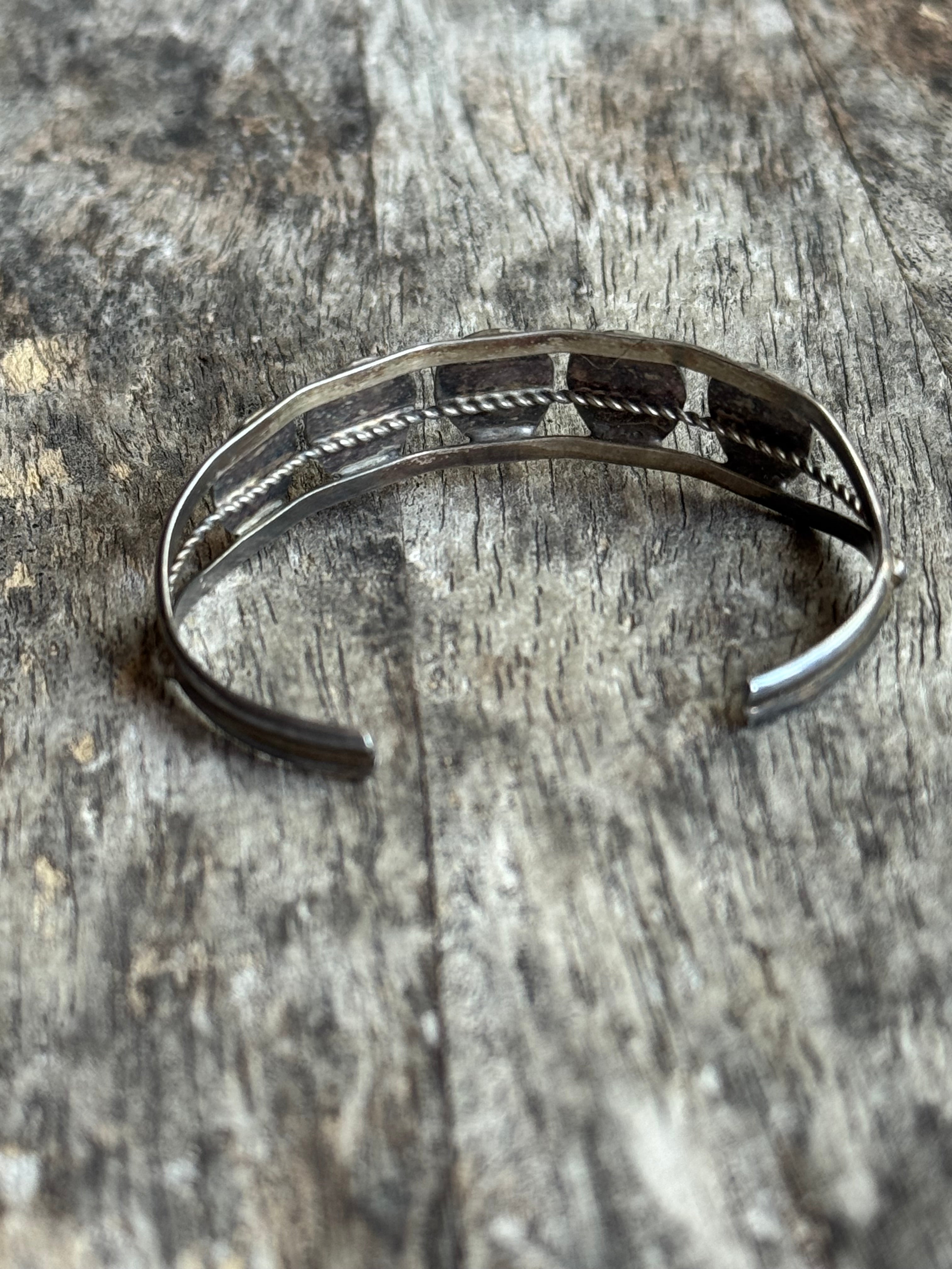 Vintage Sterling Silver Turquoise Bearclaw Shadowbox Cuff