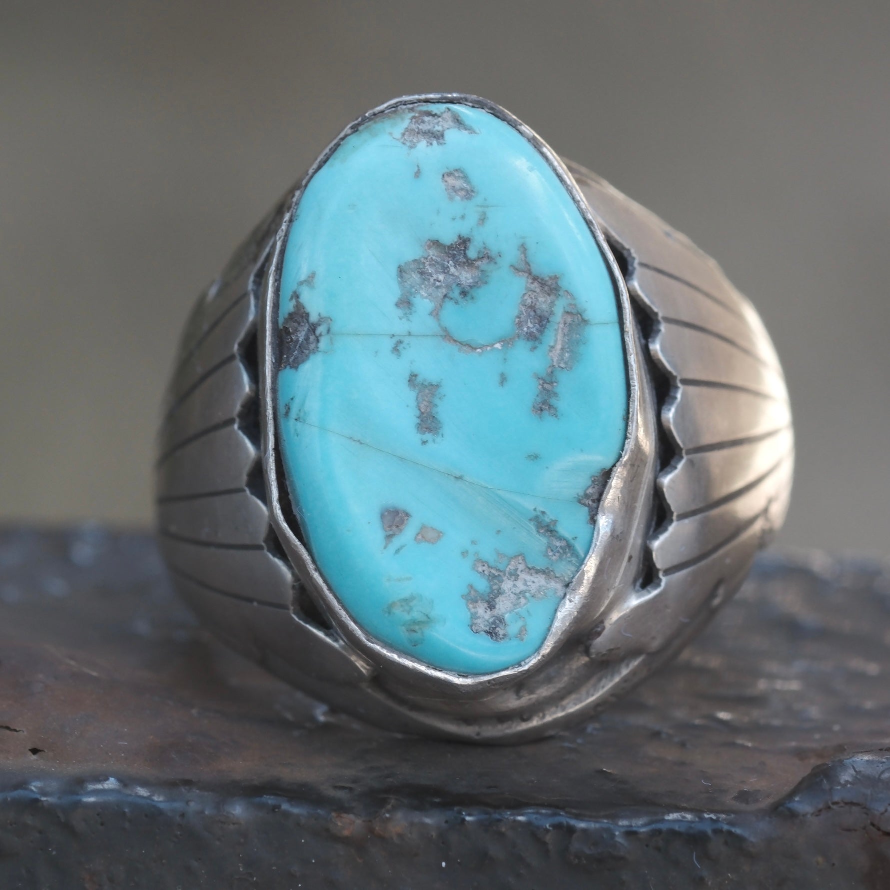 Vintage Sterling Turquoise Navajo Ring 11.25