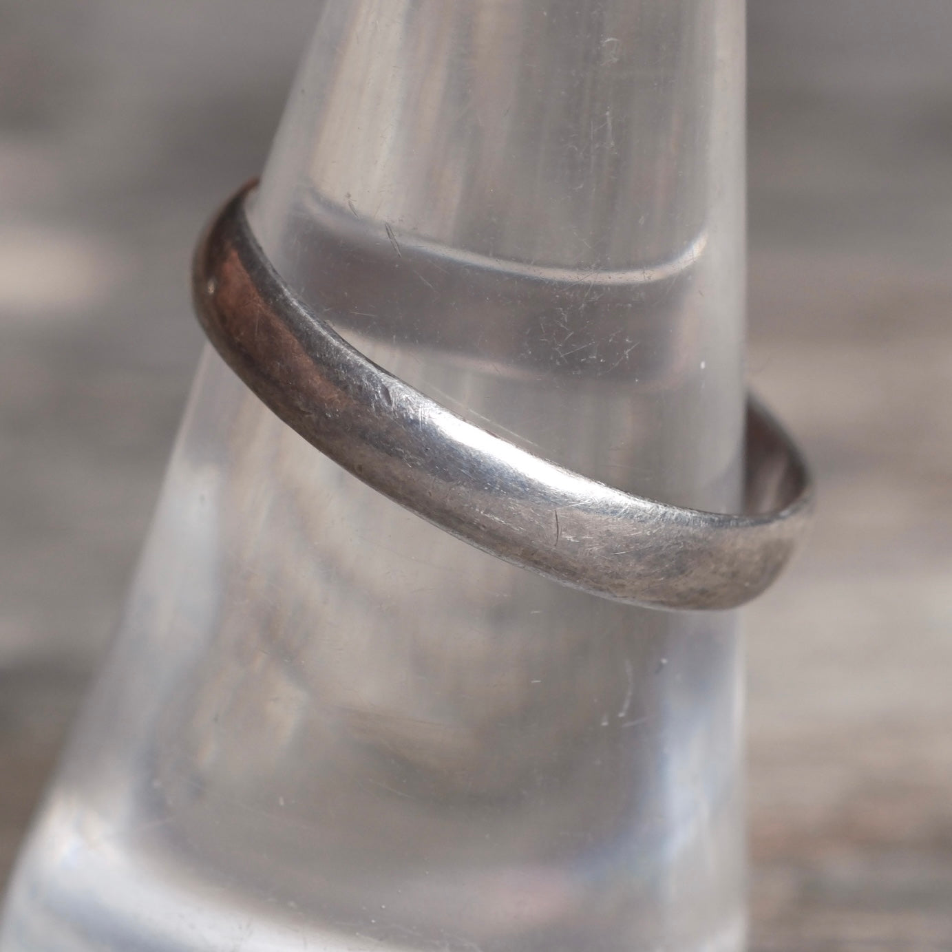 Vintage Sterling Silver Band Ring 8.25