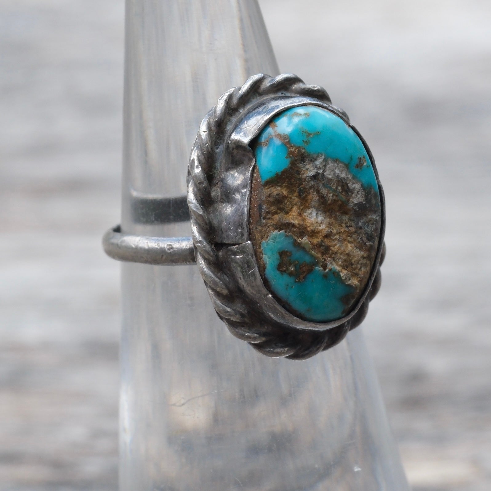 Vintage Sterling Turquoise Roper Ring 3.75