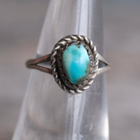 Vintage Sterling Turquoise Roper Ring 5.25