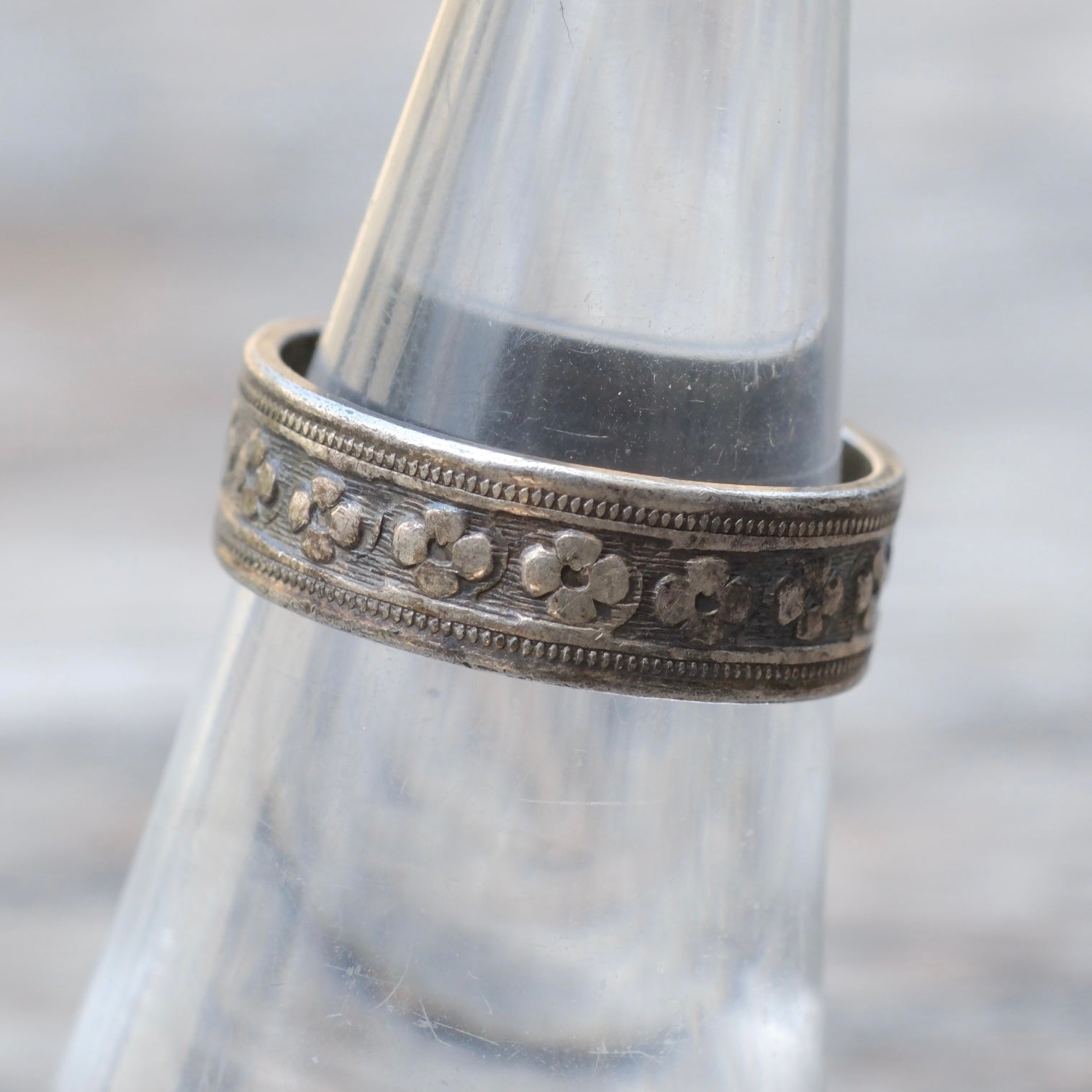 Vintage Sterling Floral Band Ring 6.75