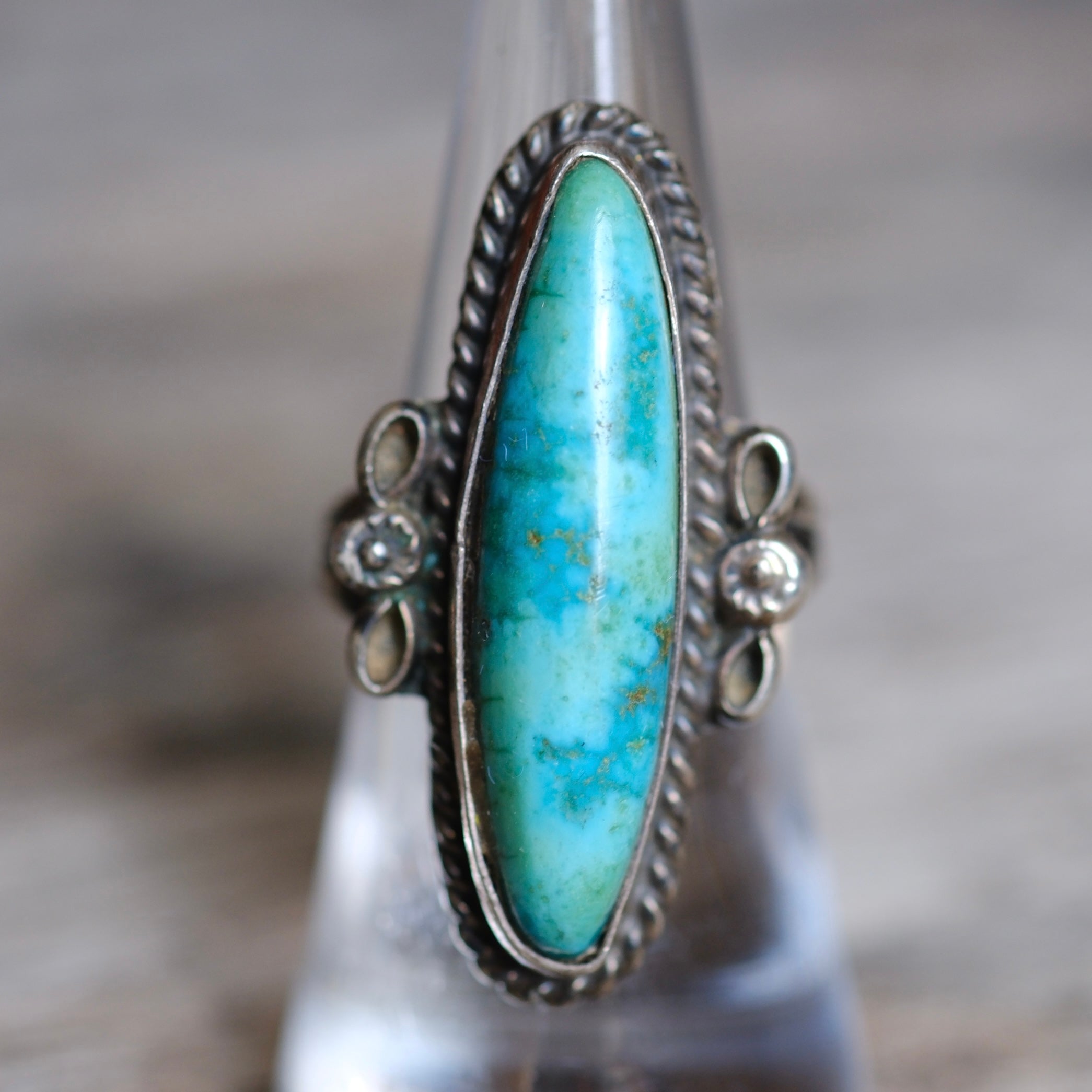 Vintage Sterling Turquoise Blossom Ring 7