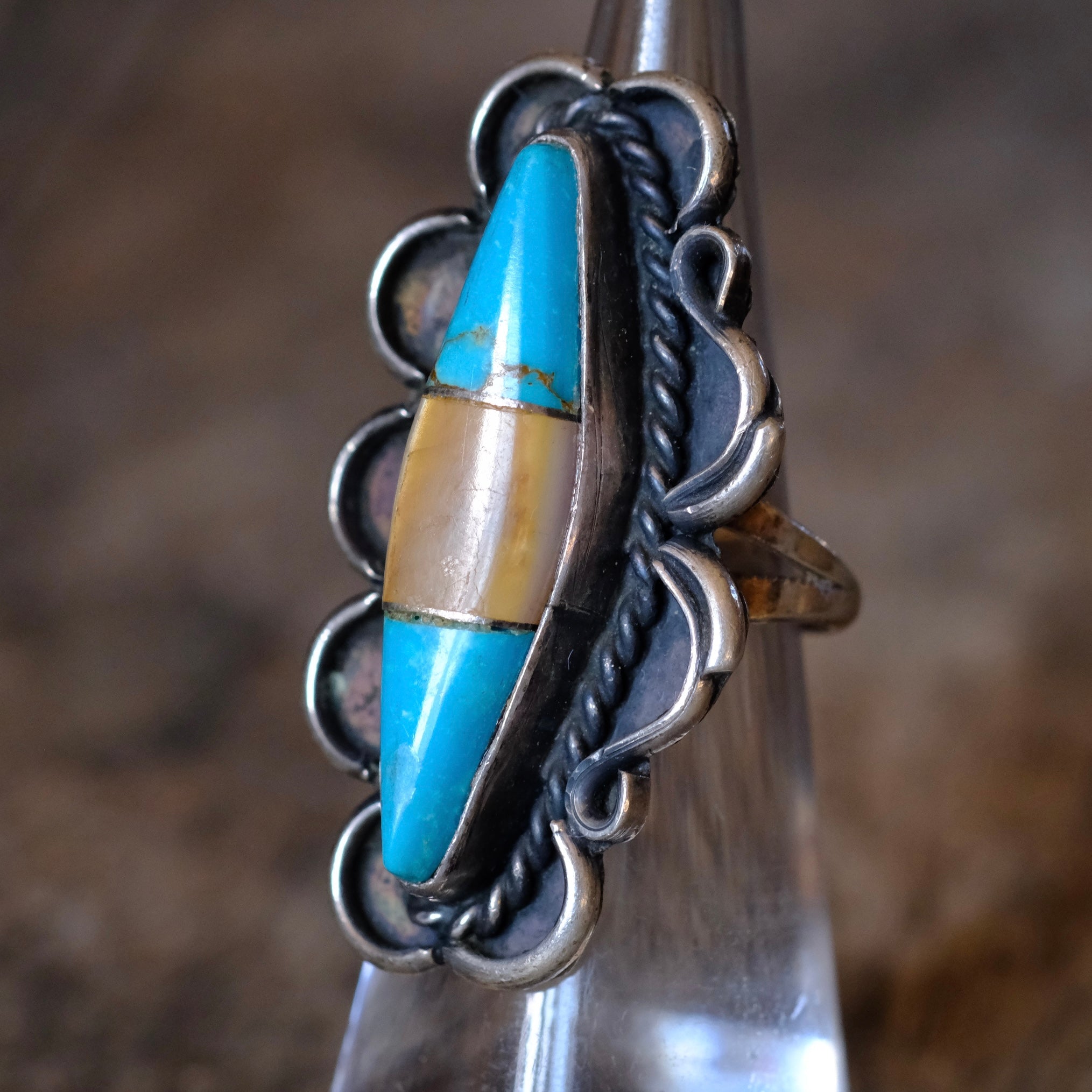 Vintage Sterling Turquoise and Mother Of Pearl Ring 4.5