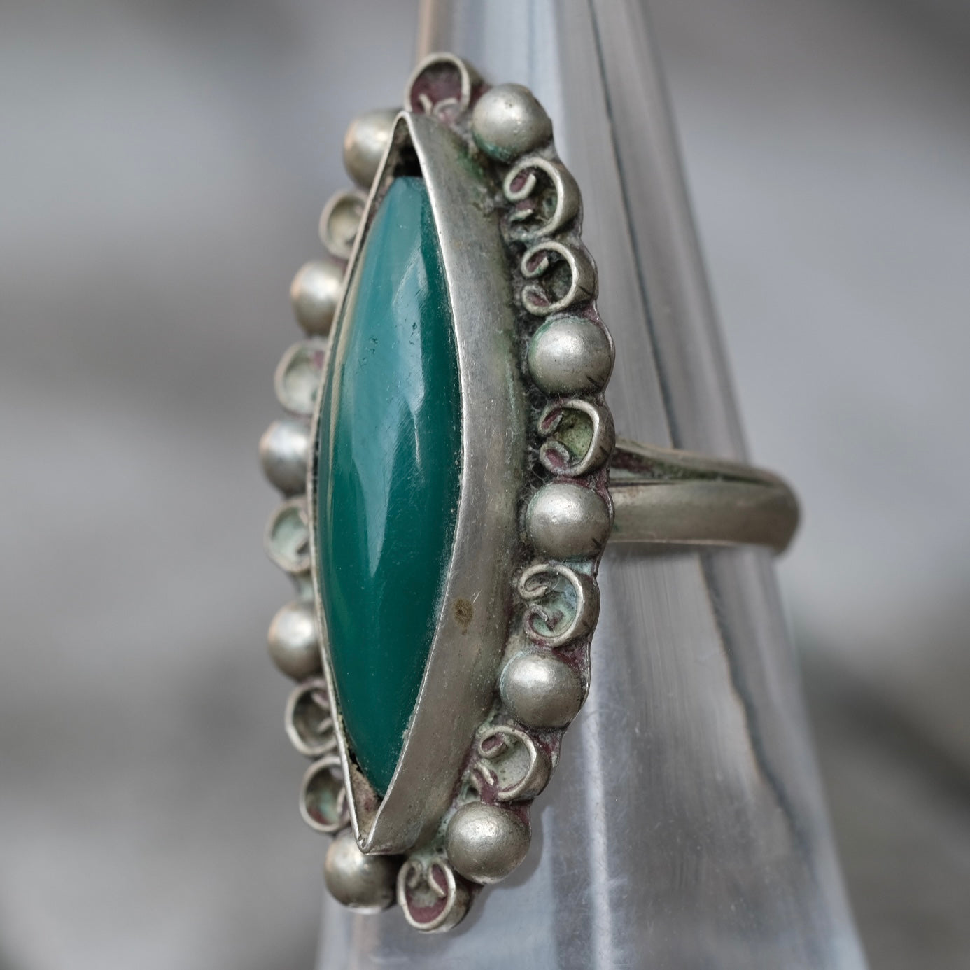 Vintage Sterling Green Stone Ring 5.5