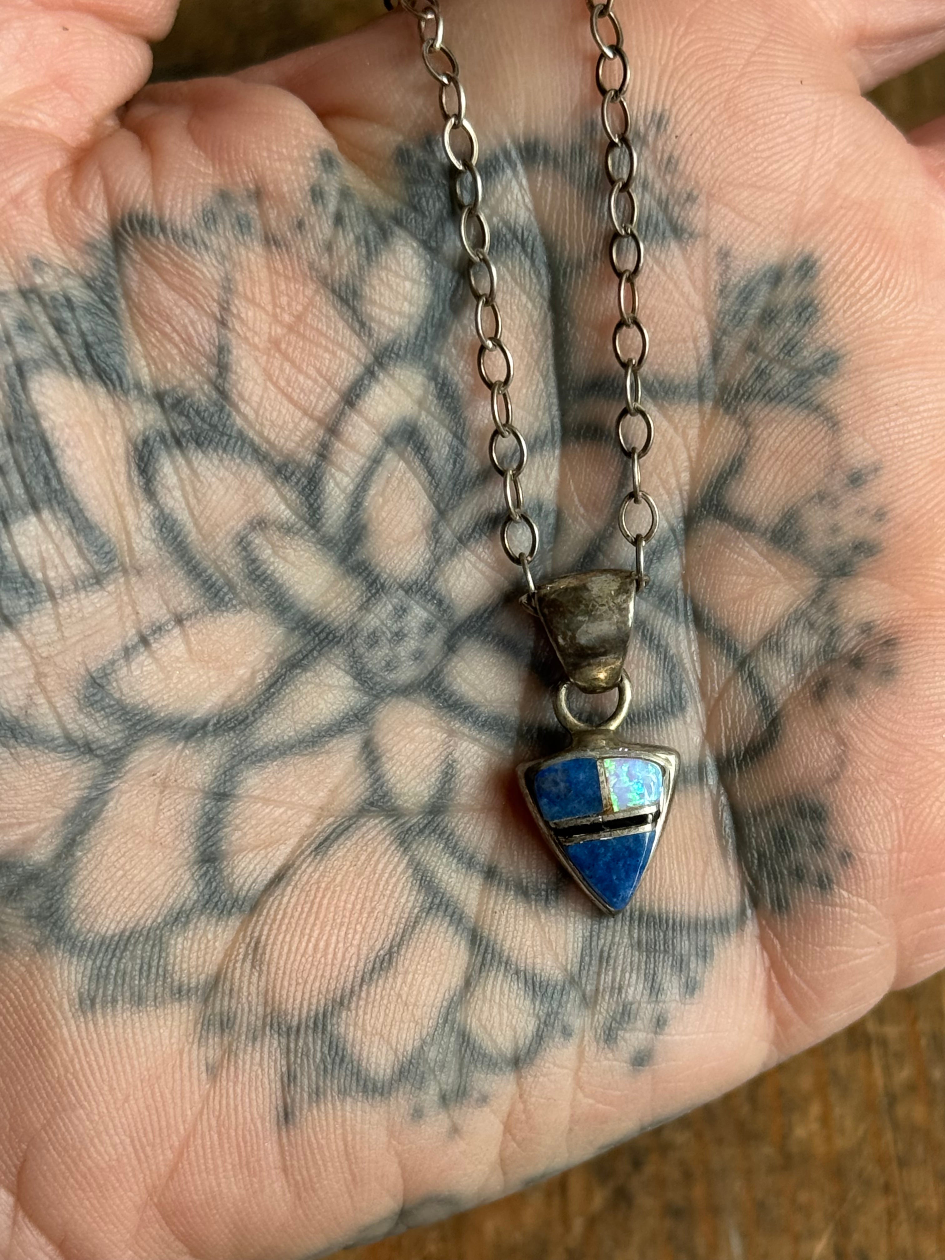 Vintage Sterling Silver Multistone Inlay Shield 18" Necklace