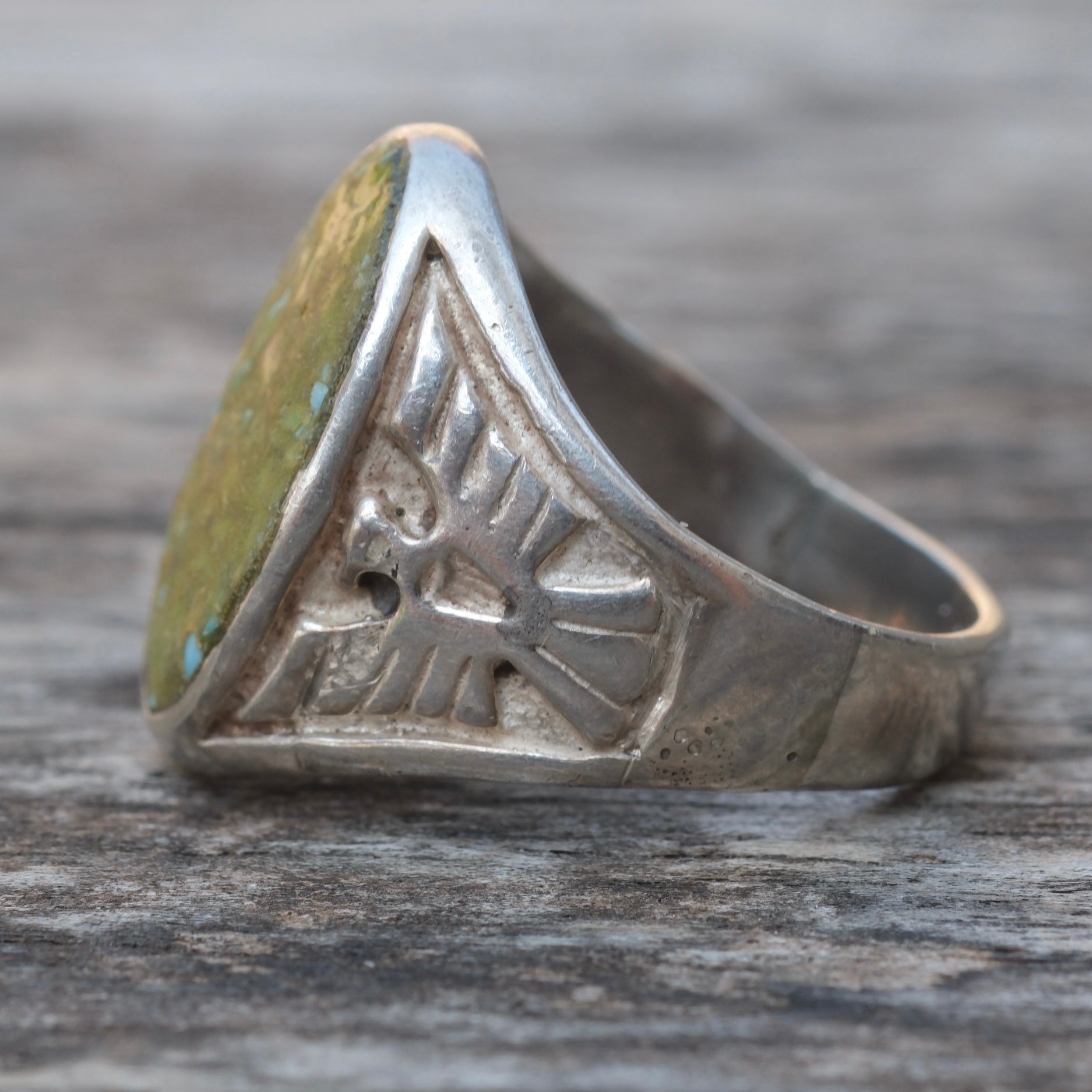 Vintage Sterling Crushed Turquoise Thunderbird Ring 9.5