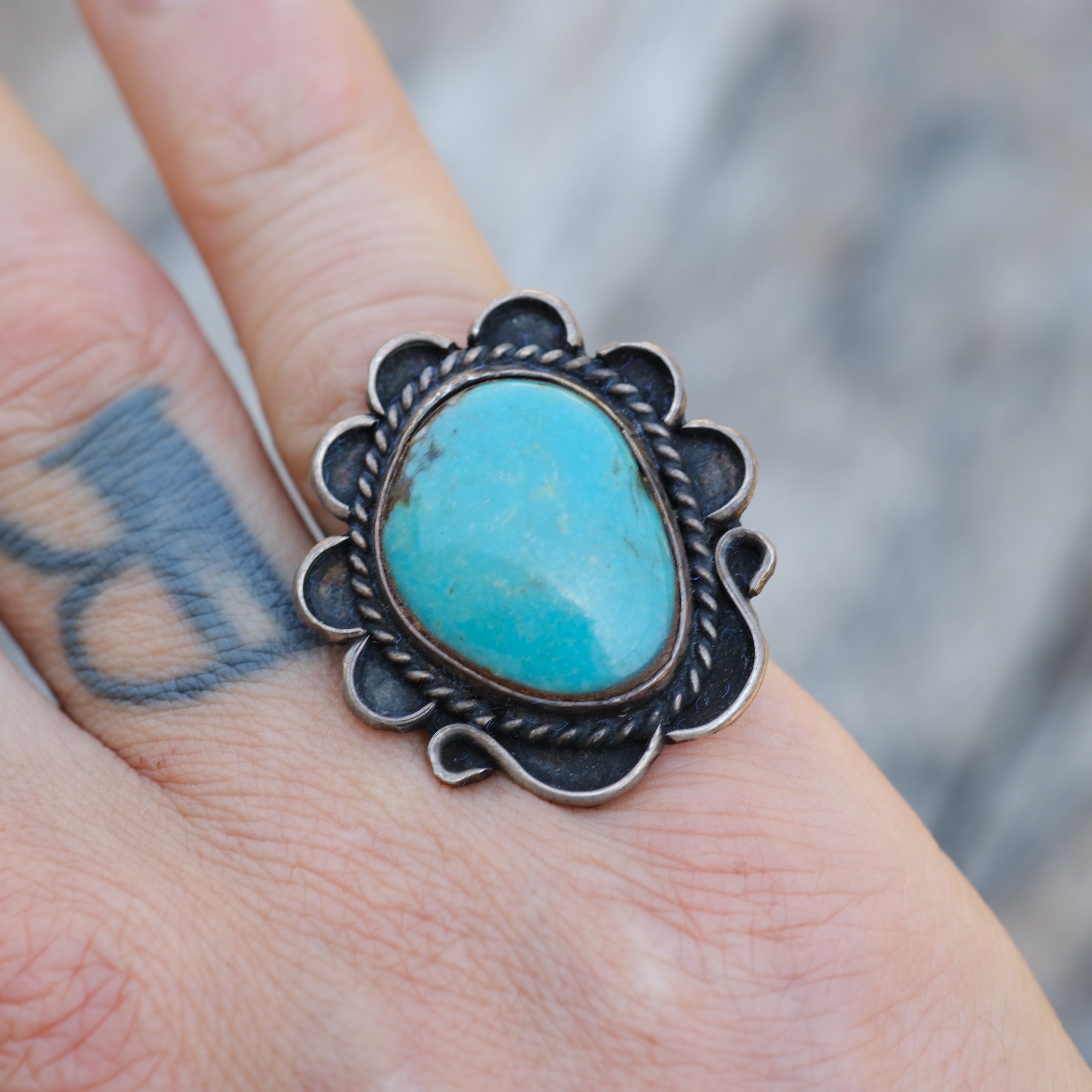 Vintage Sterling Turquoise Roper Ring 6.25