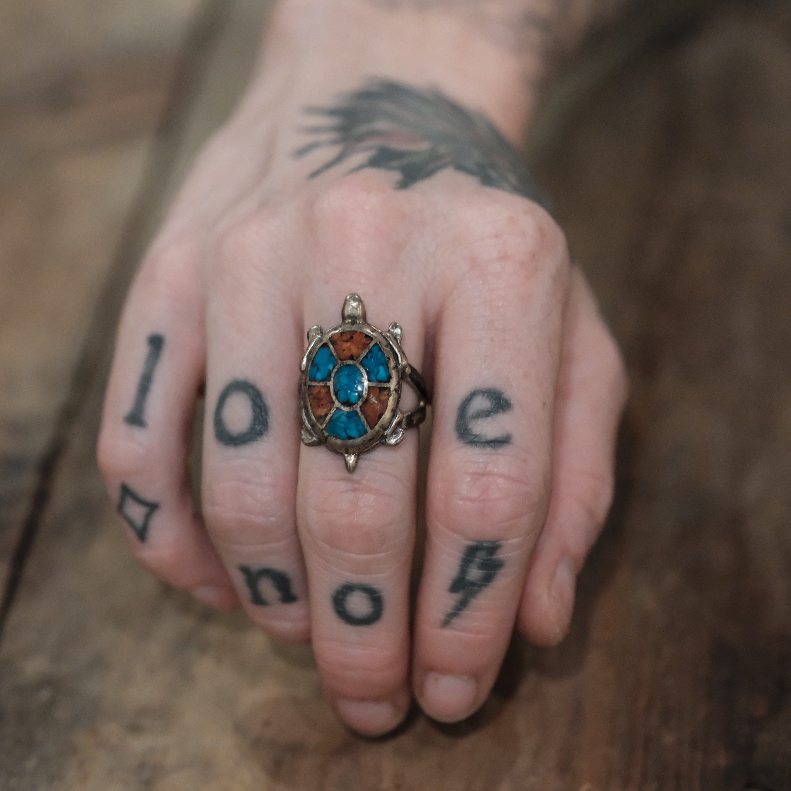 Vintage Sterling Turquoise and Coral Turtle Ring 7.5
