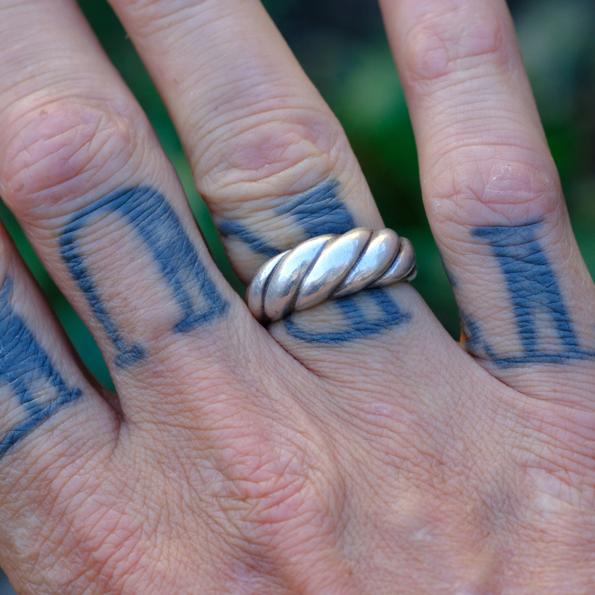 Vintage Sterling Silver Twisted Band Ring 7.75
