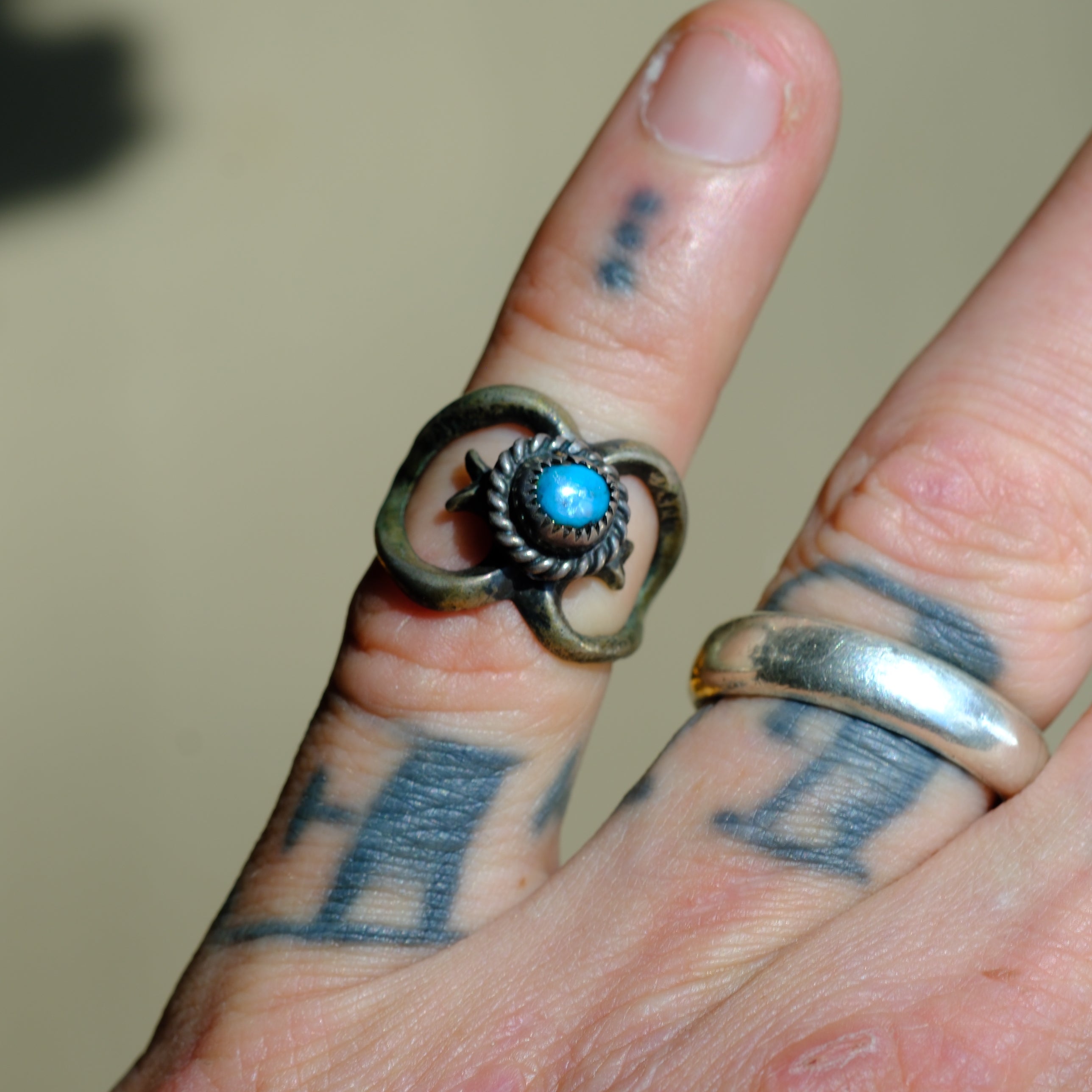 Vintage Sterling Turquoise Sandcast Ring 4.5