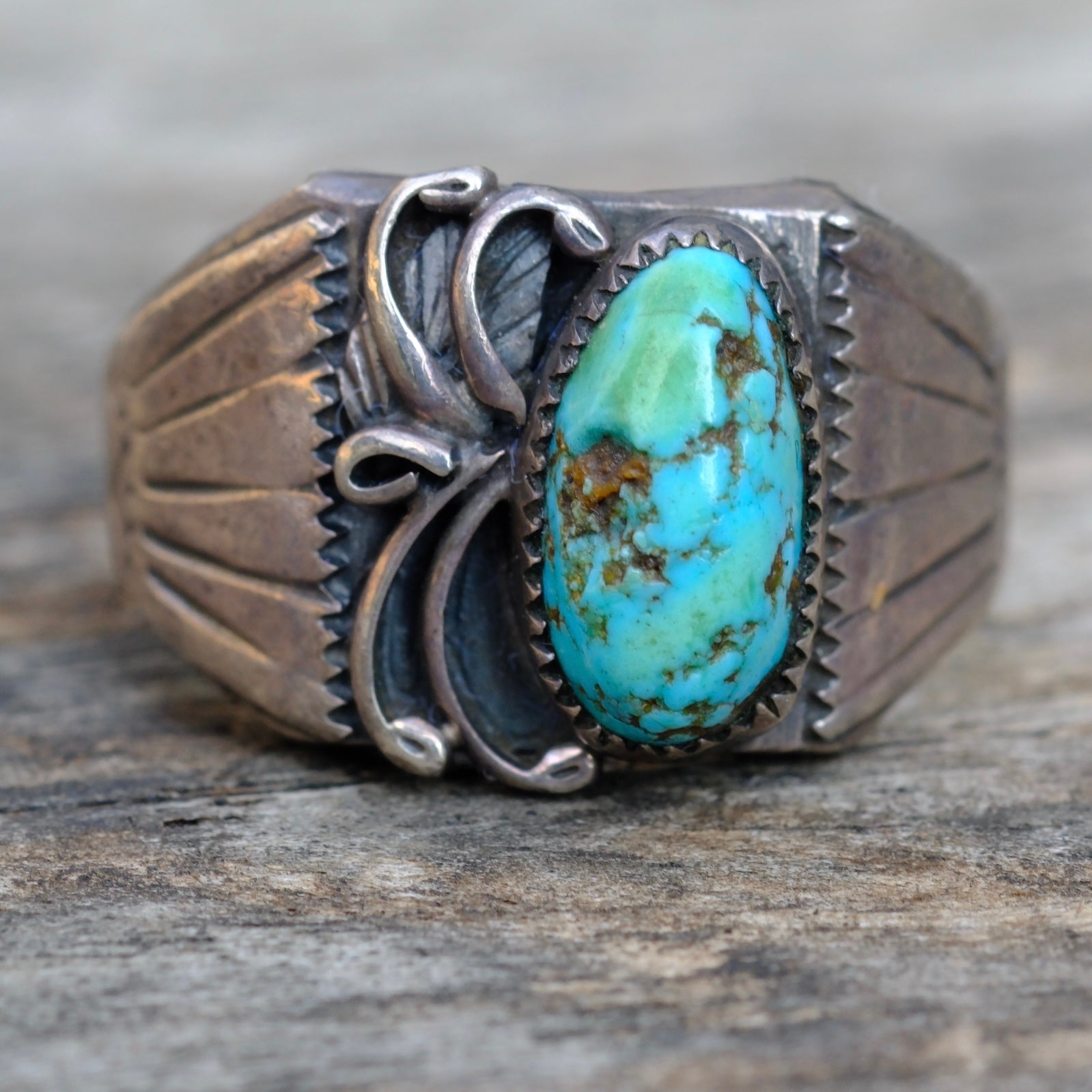 Vintage Sterling Turquoise Ribbed Band Ring 10.25