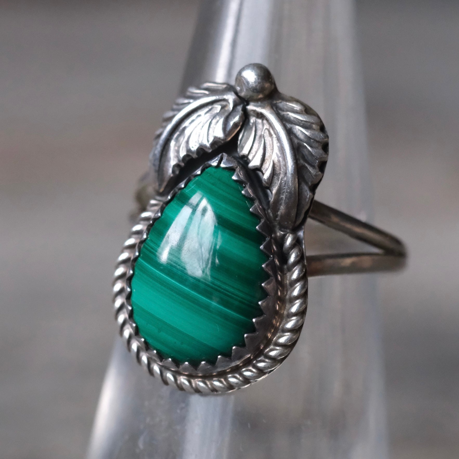 Vintage Sterling Malachite Feather Ring 5.25