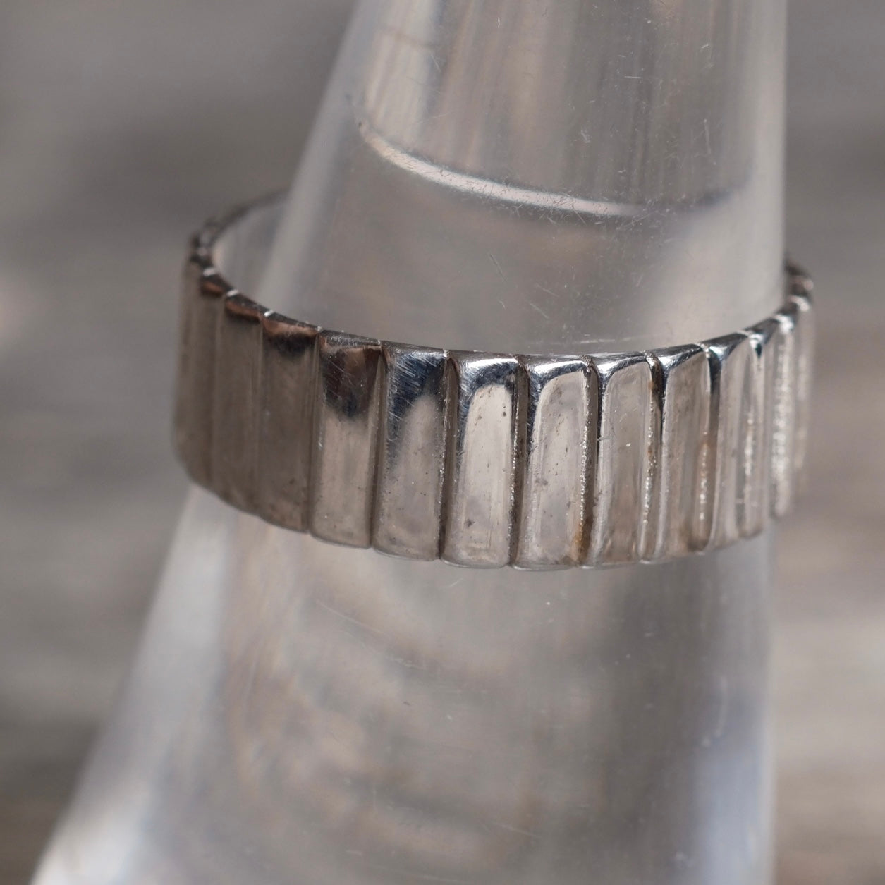 Vintage Sterling Silver Band Ring 7.5