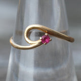 Vintage 14K Gold Garnet Ring 7.25