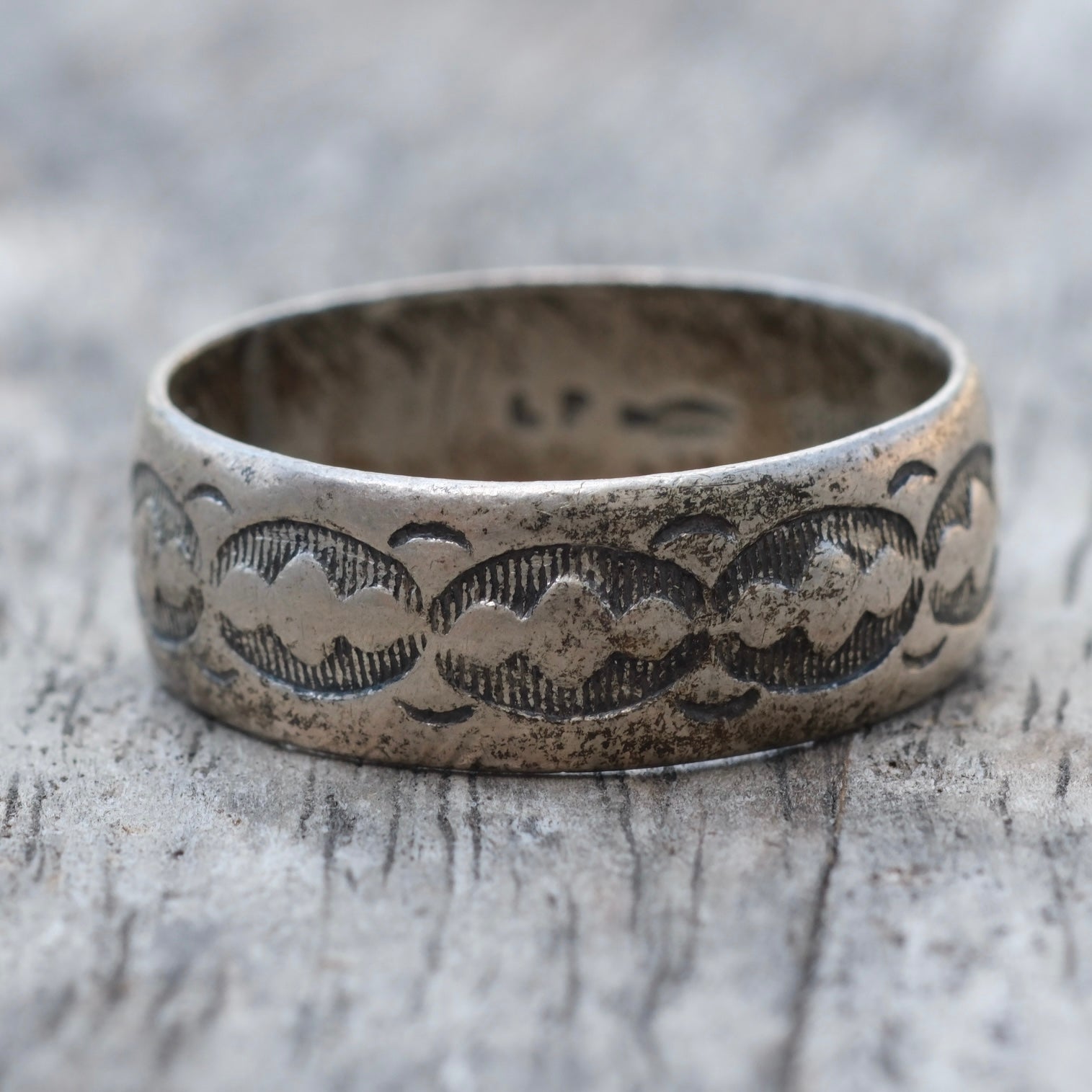 Vintage Sterling Silver Stamped Band Ring 14
