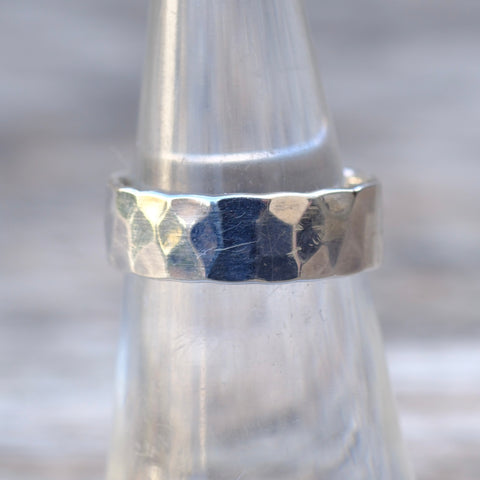 Vintage Sterling Silver Faceted Band Ring 5.75