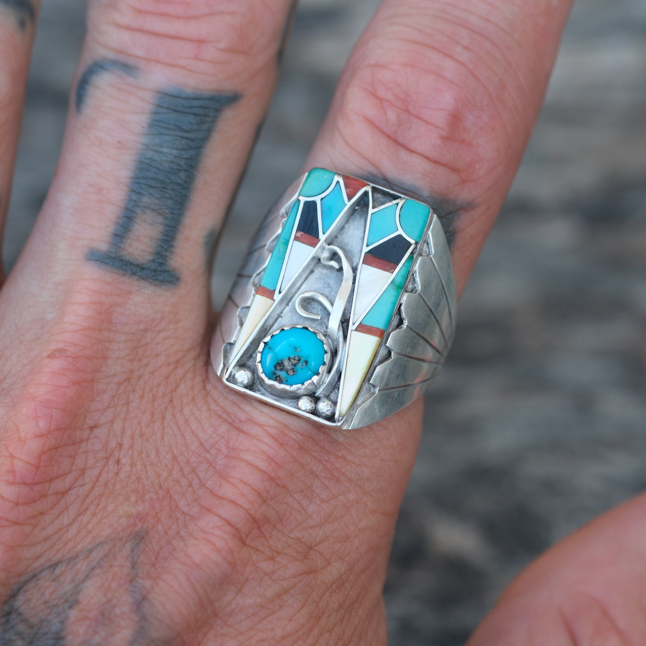 Vintage Sterling Zuni Inlay Ring 11.5